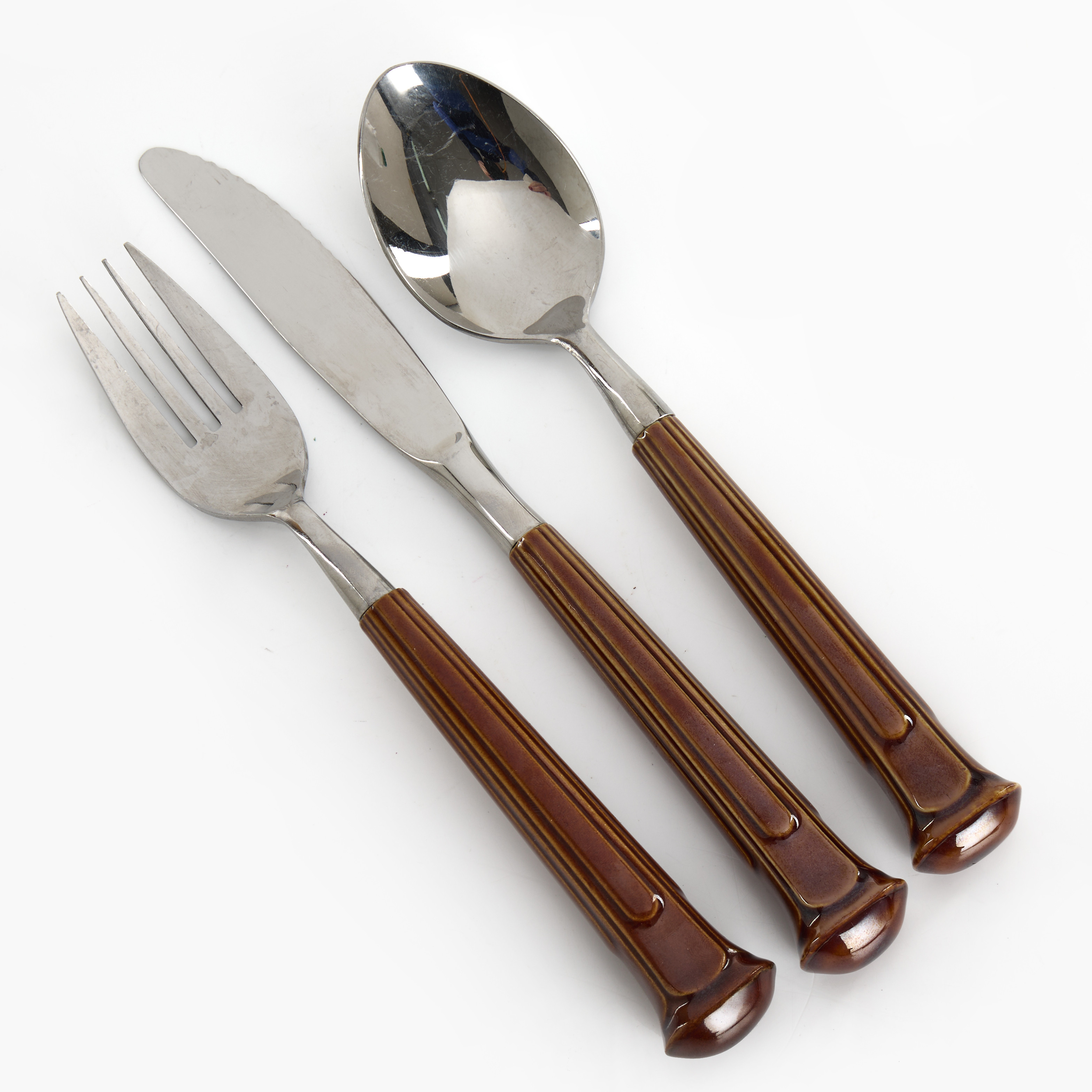 MATBESTICK, 18 dlr, 1970-80-tal, rostfritt stål, porslinshandtag.