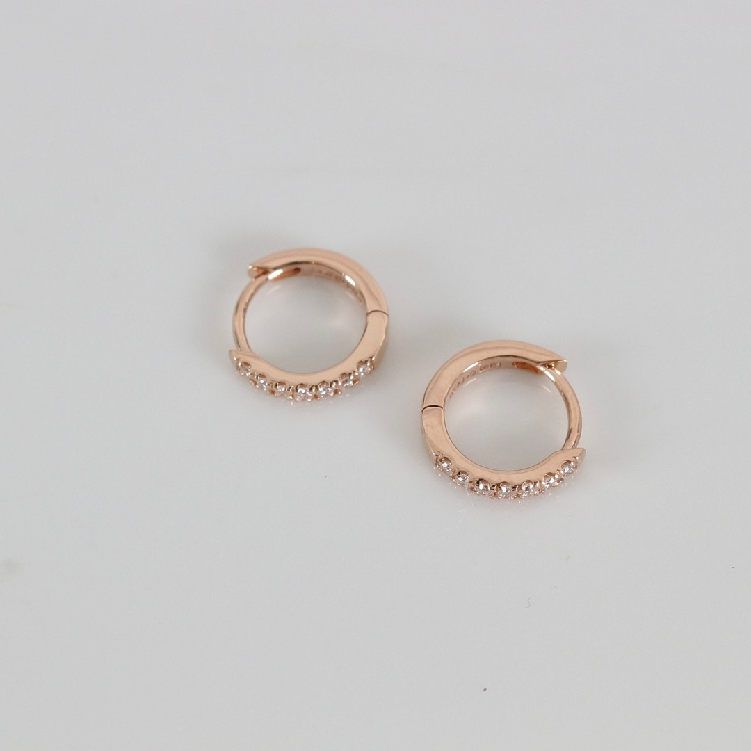 DIAMANTCREOLER, ett par, 0,13ct, roséguld 18K.