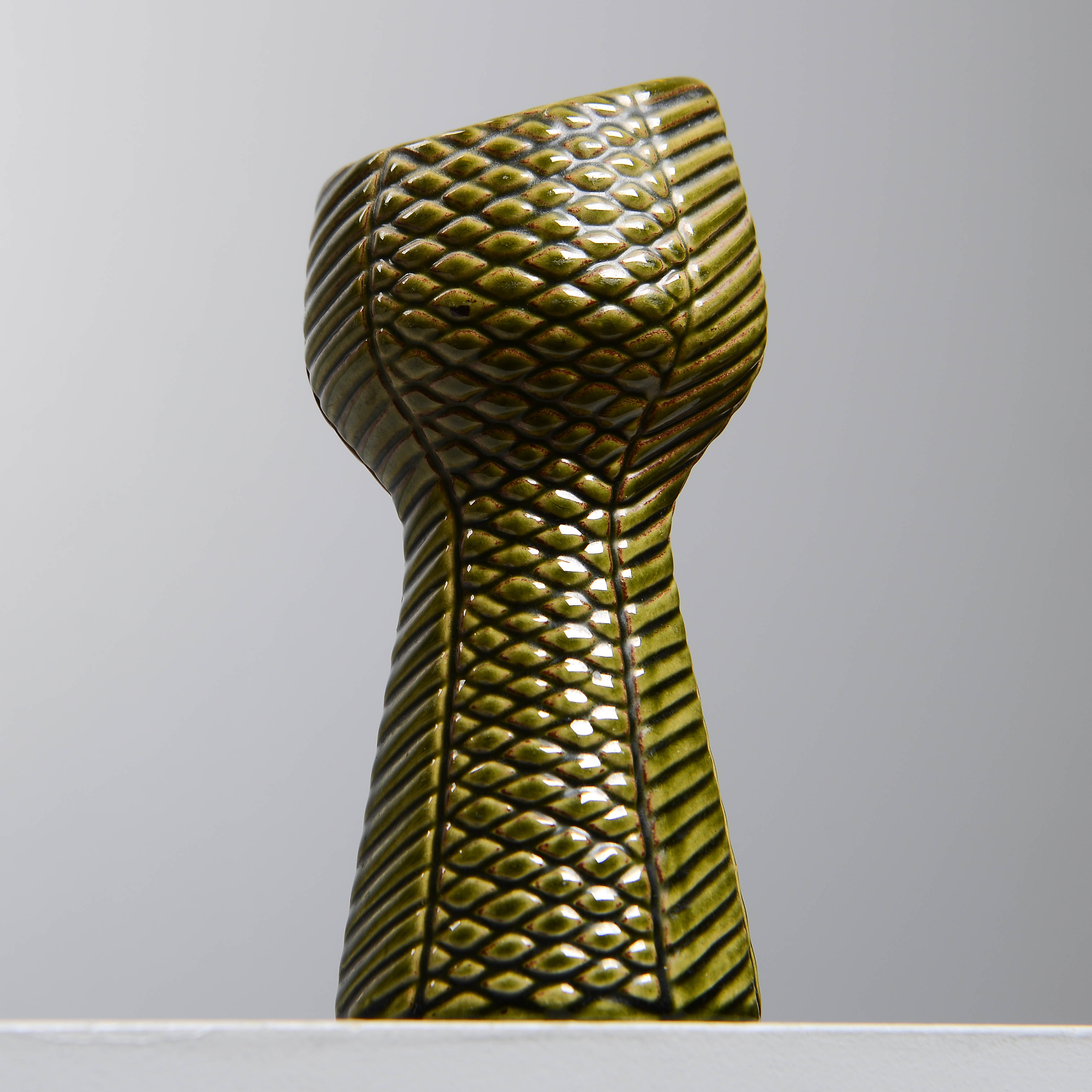 HJÖRDIS OLDFORS. "Banana", vas, modell 5185, Upsala-Ekeby, 1958-59.