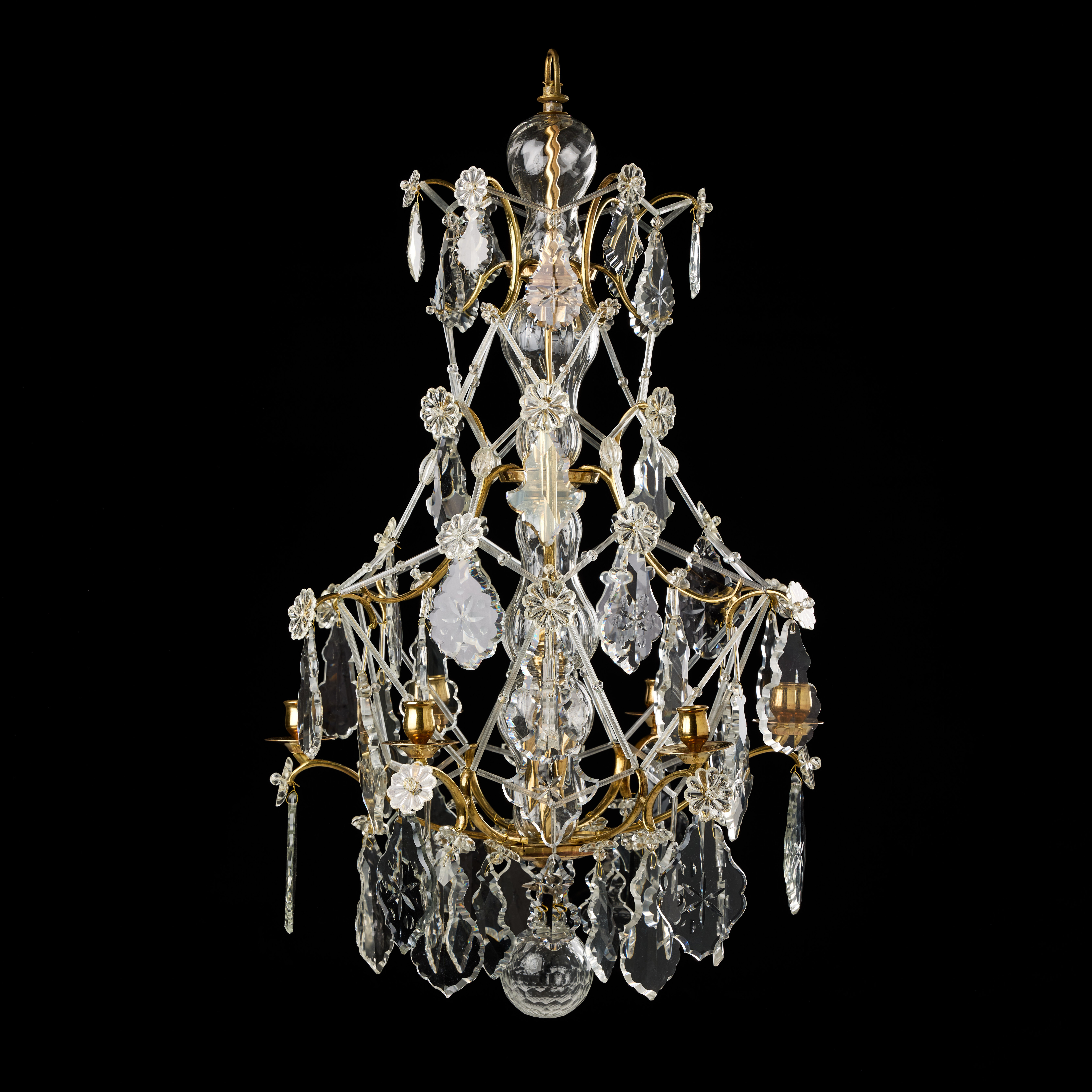 LJUSKRONA, rokoko-stil, 1800-tal, för sex ljus, stomme i förgylld mässing.