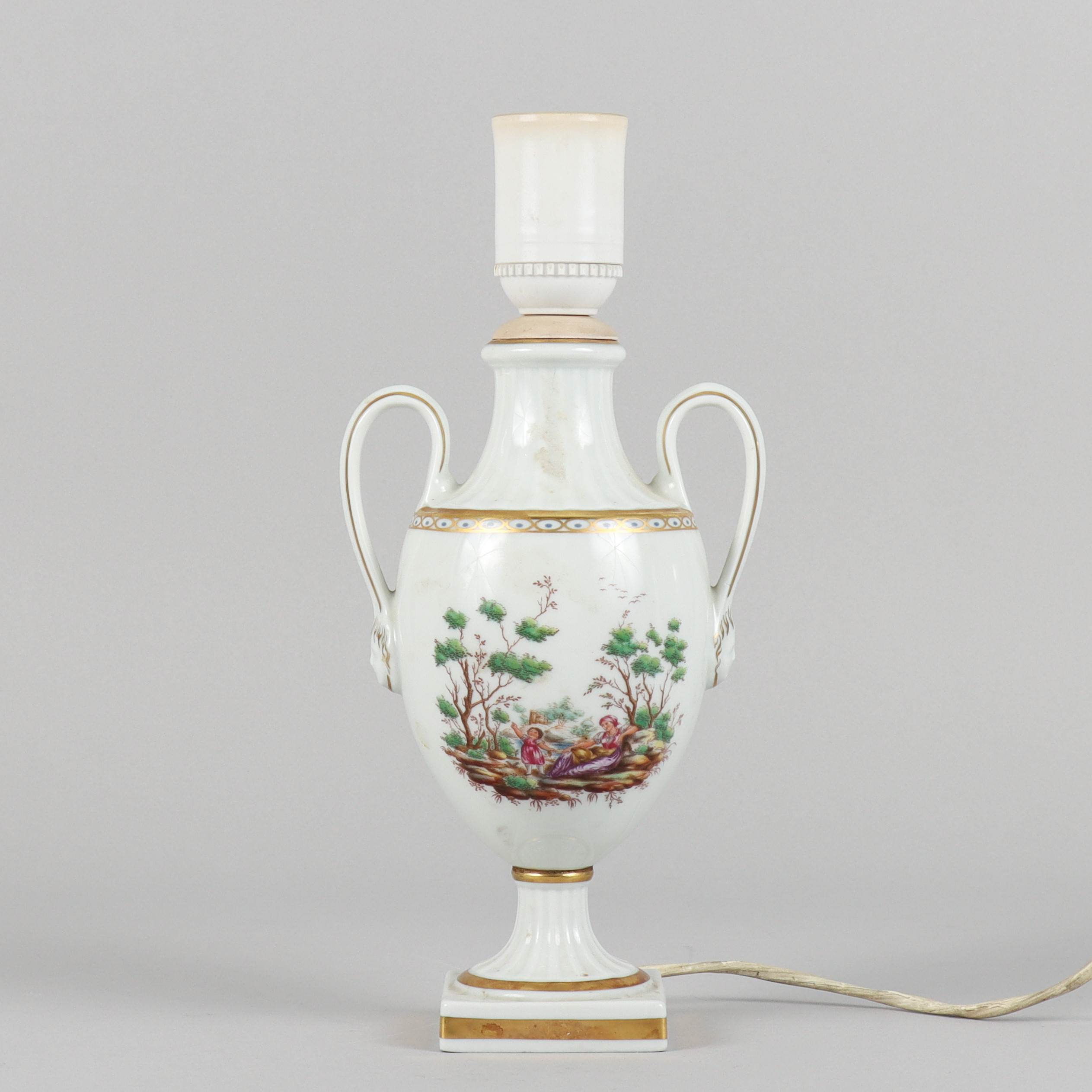 LAMPFOT porslin, Richard Ginori.