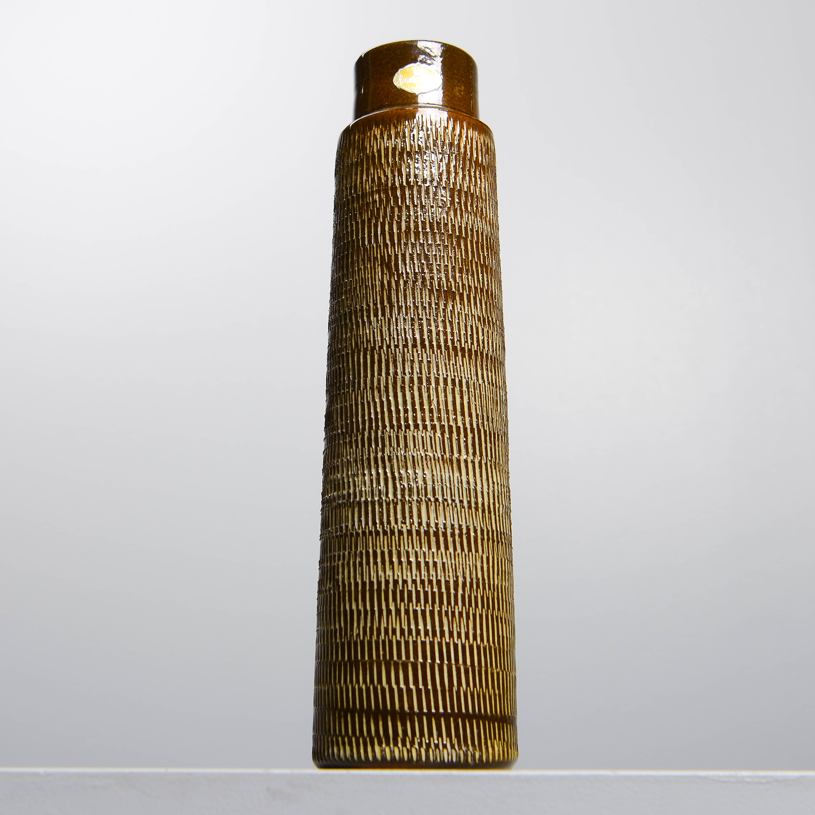 INGRID ATTERBERG. "Dori", vas, modell 2438, Upsala-Ekeby, 1959-61.