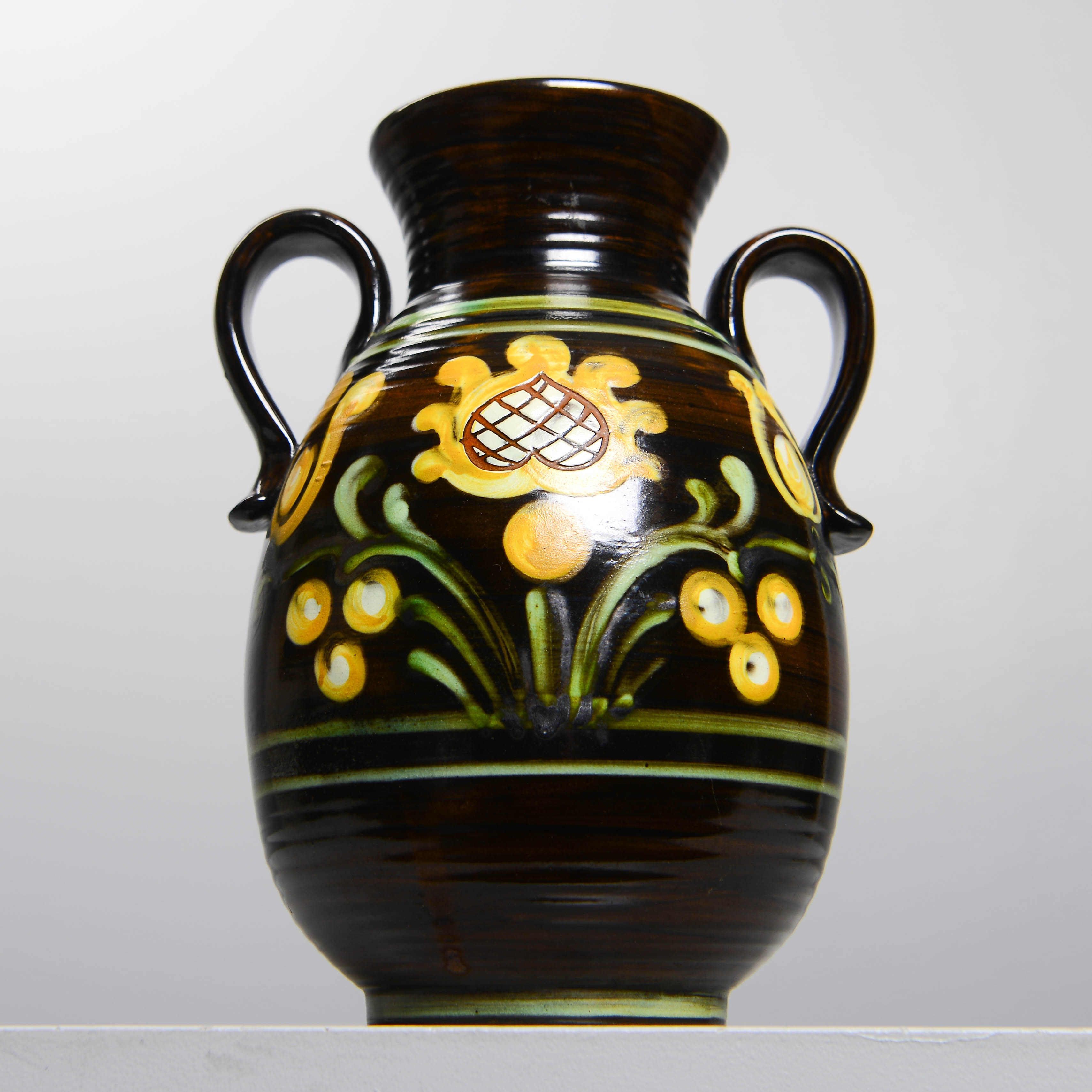 HARALD ÖSTERGREN. Hänkelvas, modell 2768, Upsala-Ekeby, 1936-38.