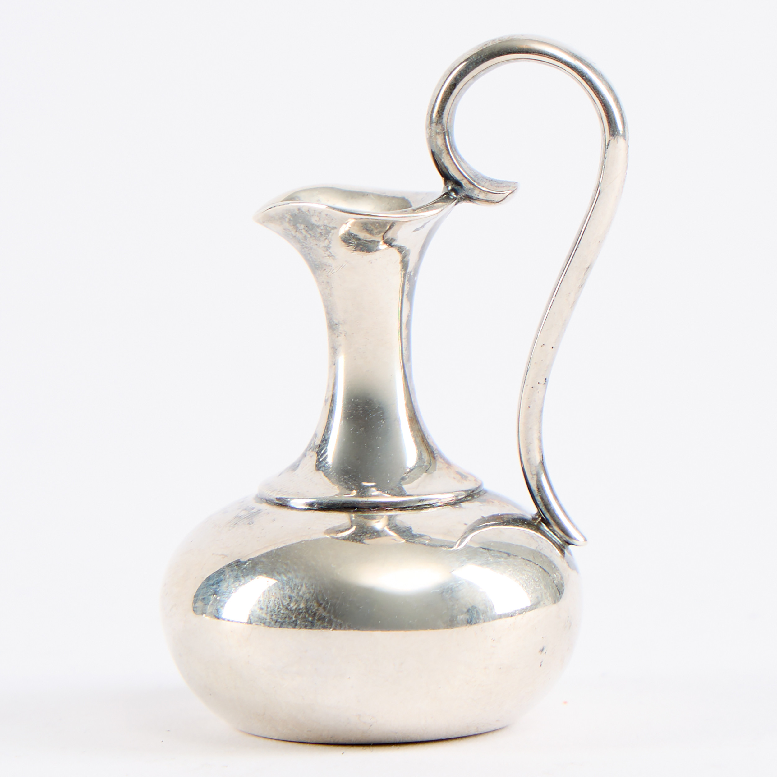 MINIATYRKANNA, 1900-tal. Silver.