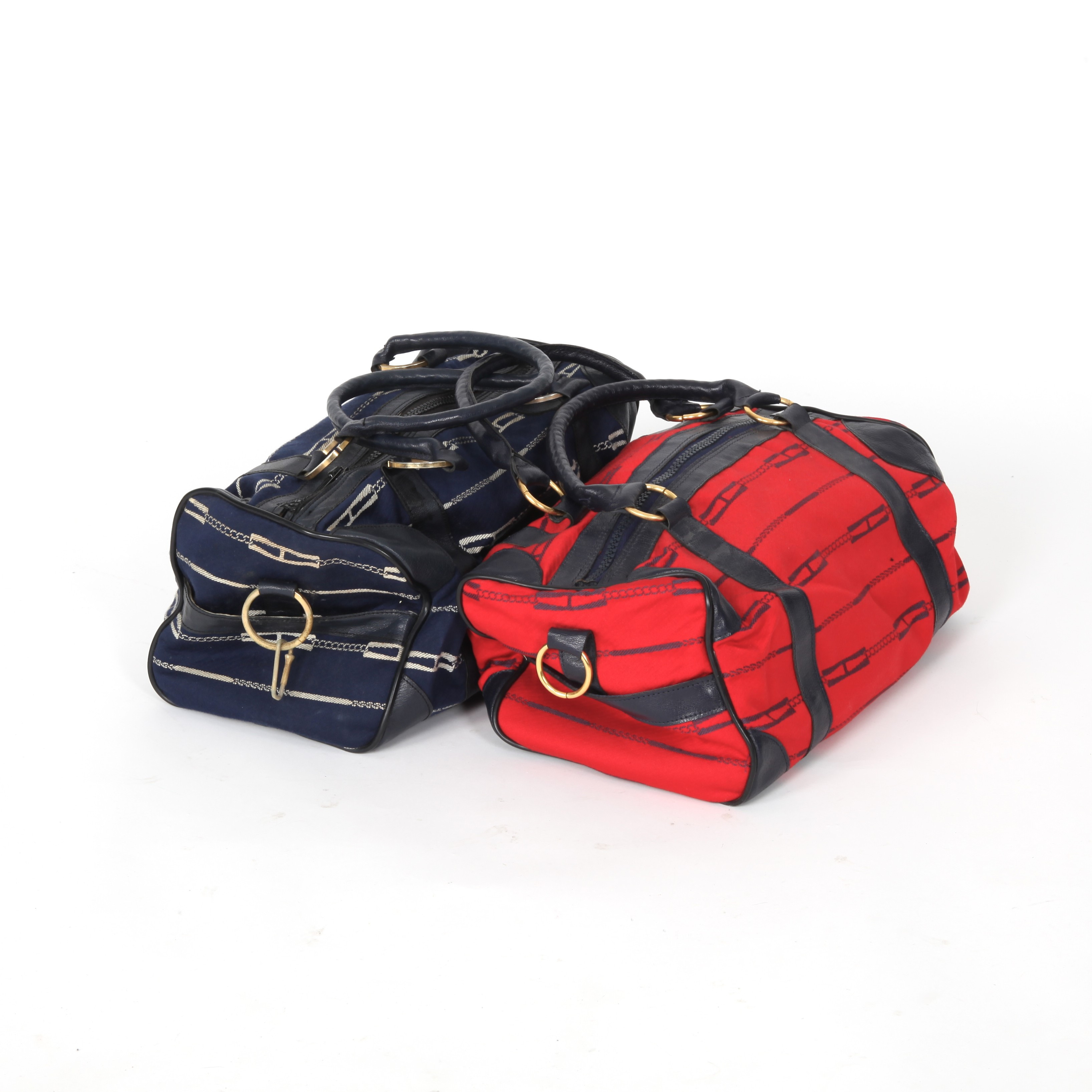 VÄSKOR, 2 st, Leo Isba, Frankrike, 1900-talets senare del.