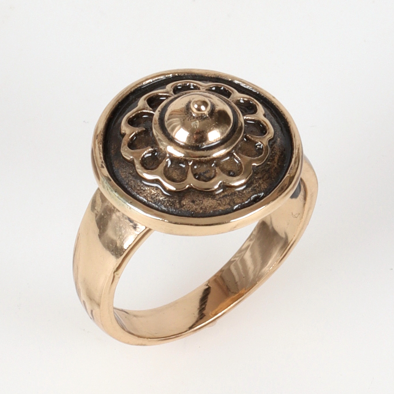 (6-2-06) RING, brons, Guld Carlsen, Sundsvall. 1970-tal.