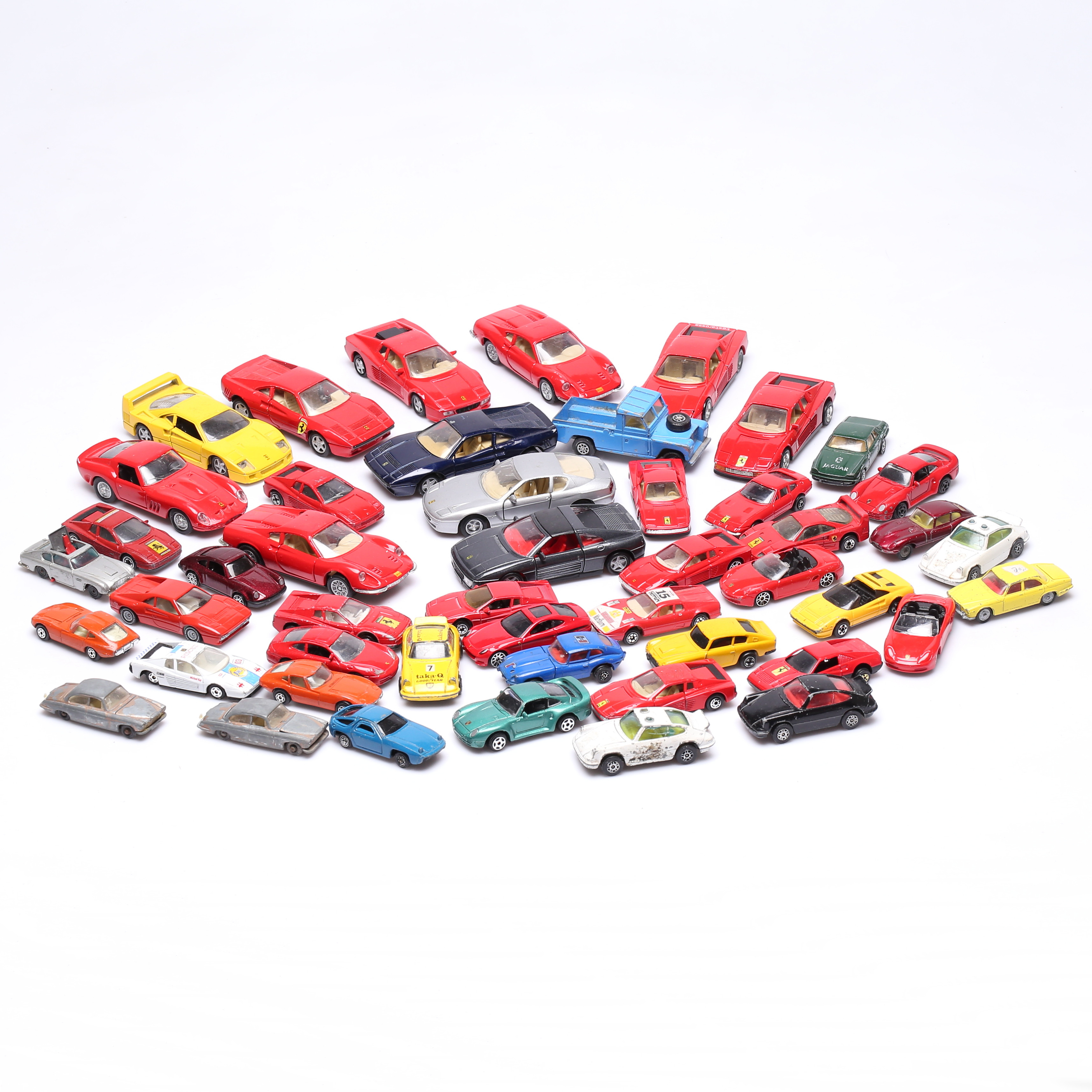 LEKSAKER, bilar, plast och metall.