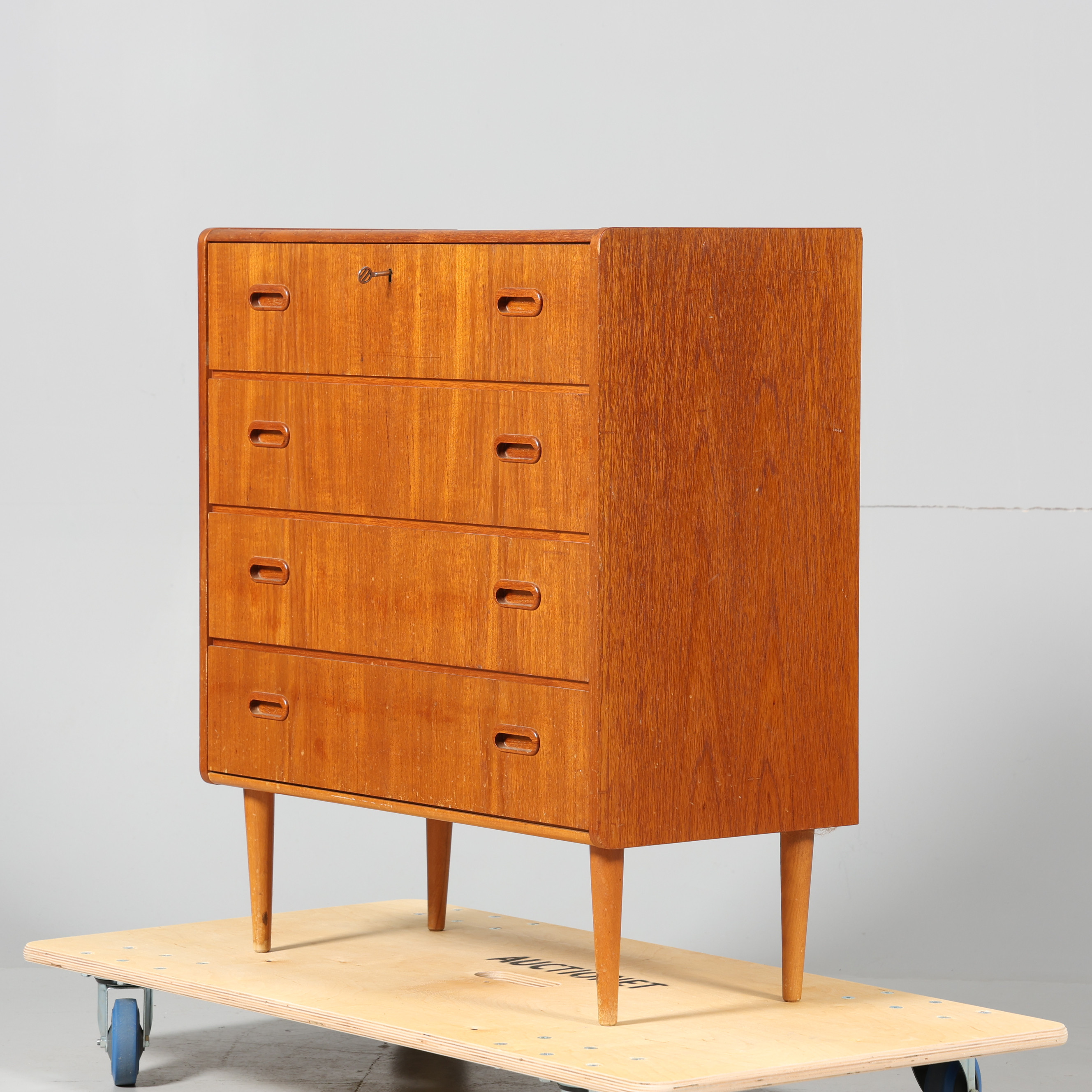 BYRÅ, 4-lådig, teak, 1950/60-tal.