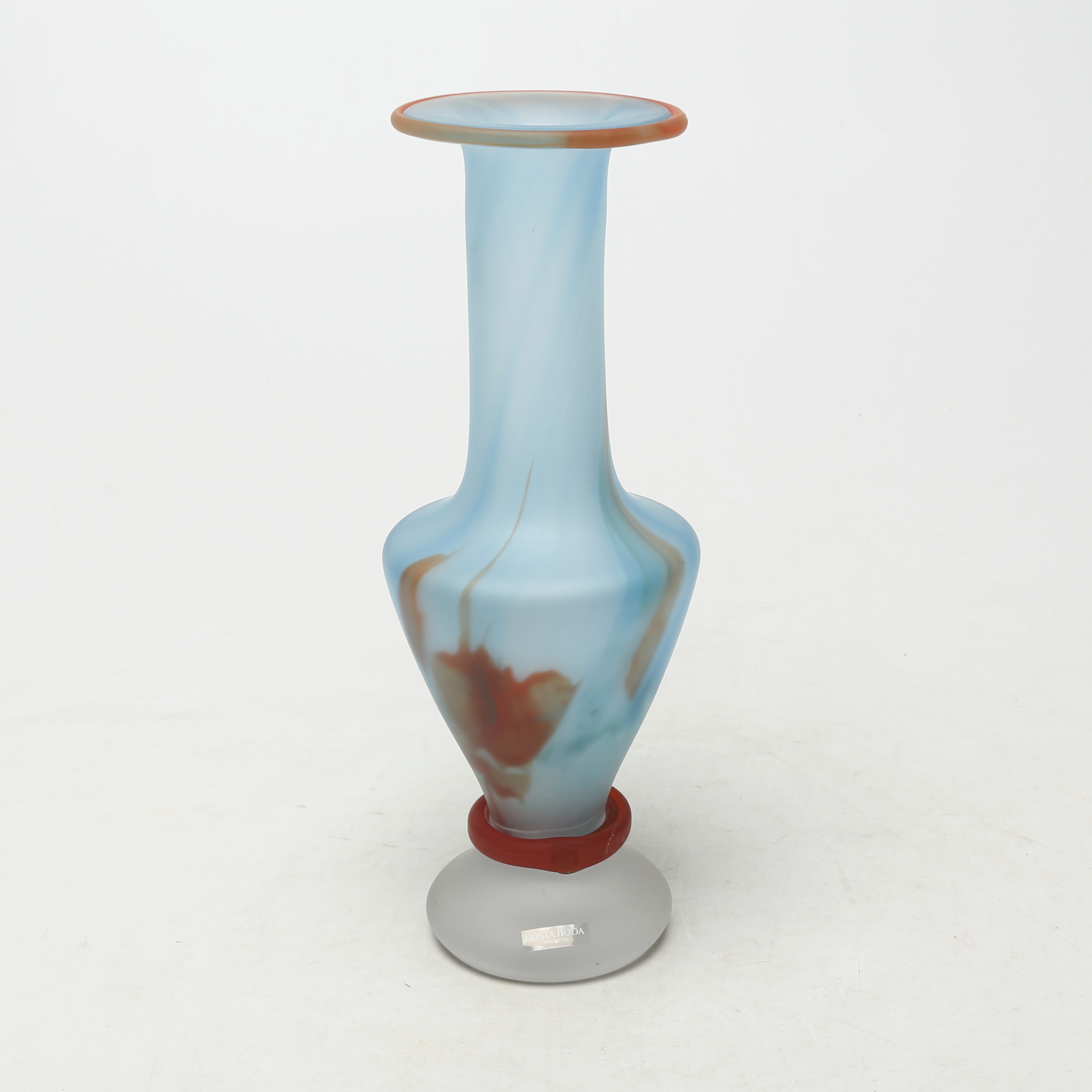 MONICA BACKSTRÖM. VAS, glas, Kosta Boda, osignerad.