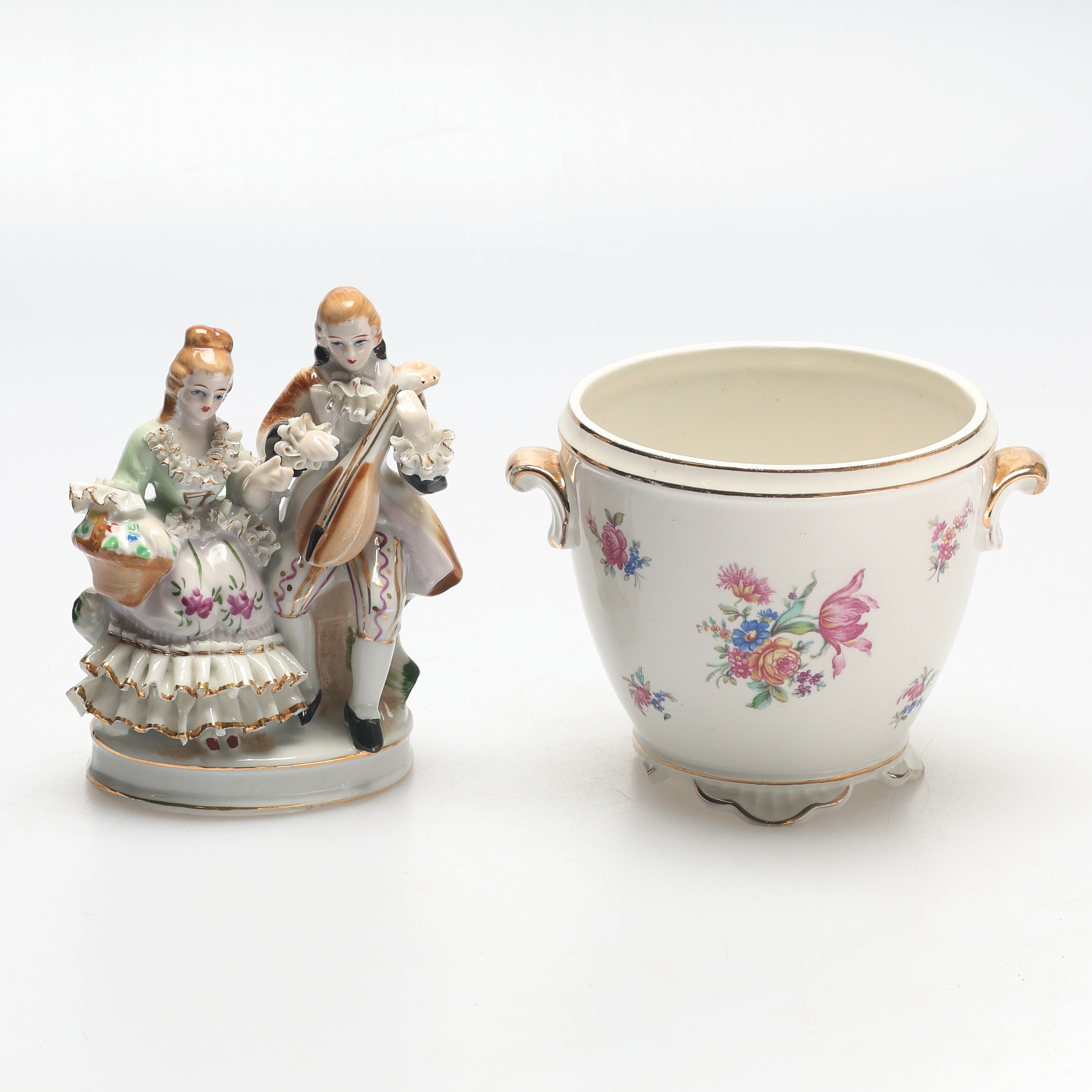 YTTERFODER och FIGURIN, porslin, bl.a. Rörstrand, 1900-tal.