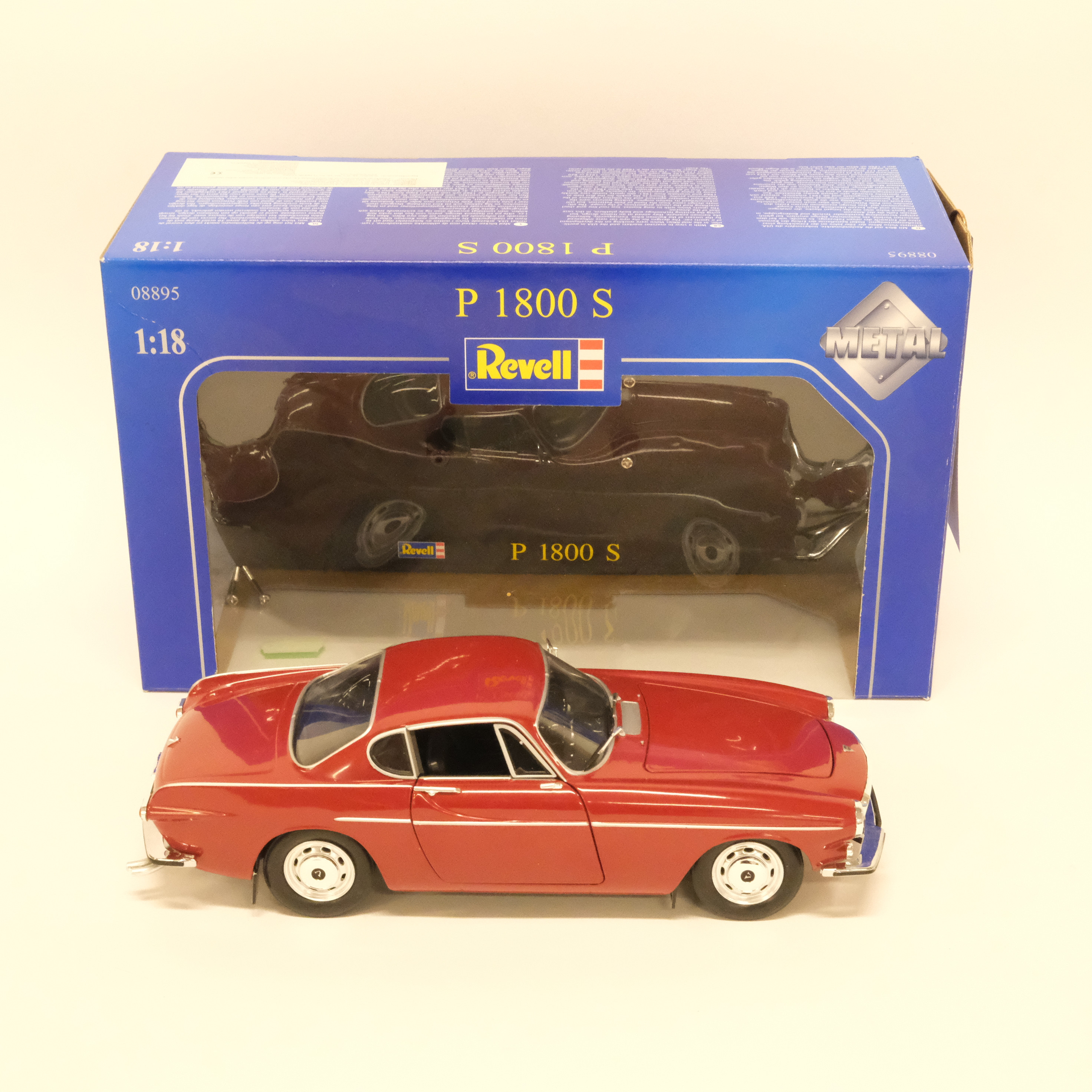 REVELL. MODELLBIL. "VOLVO P1800 S". SKALA 1:18.