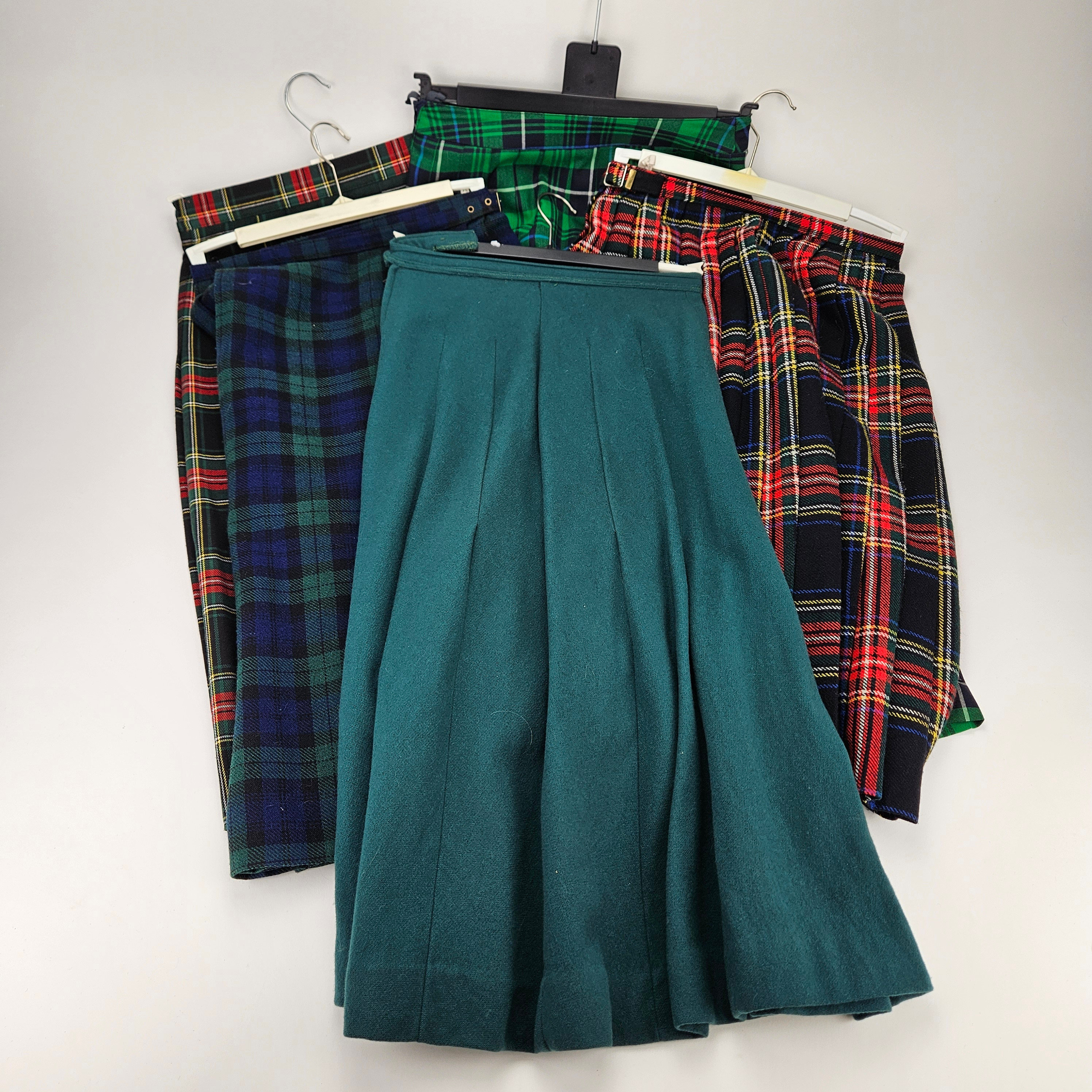 KJOLAR, 5 st, Finland och England.