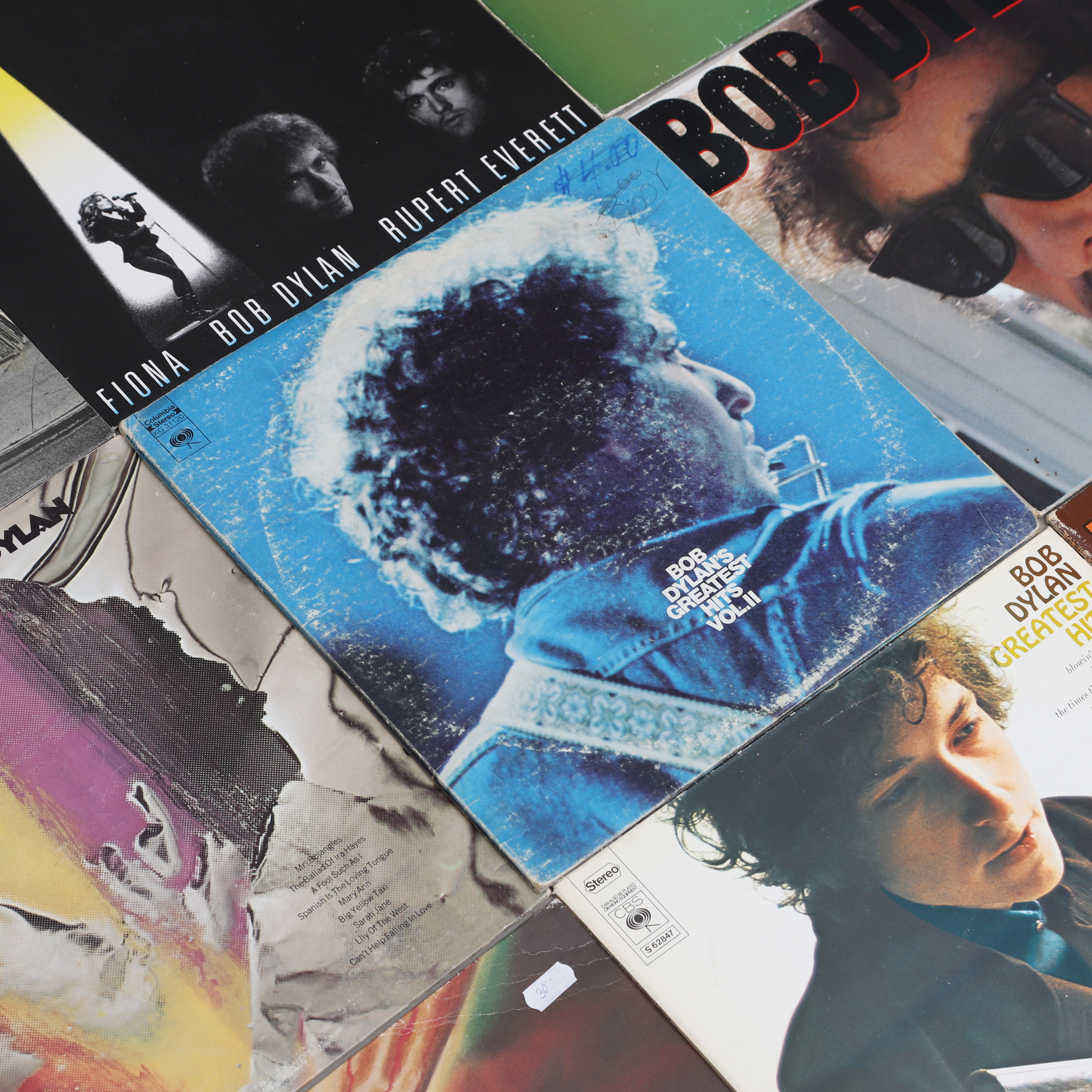 VINYLSKIVOR, 25 st, Bob Dylan, b.la. "Before the Flood"/"New Morning".