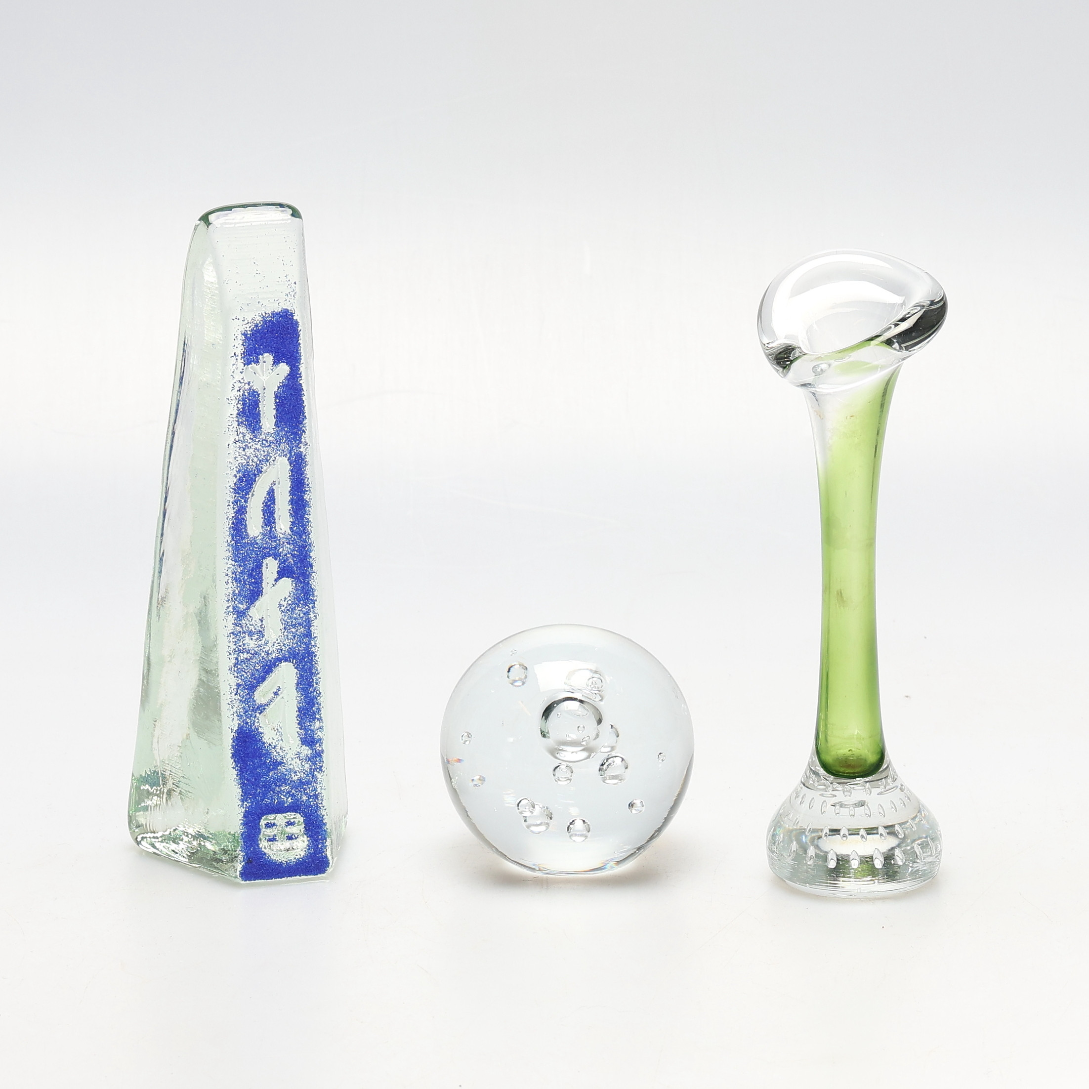 SKULPTURER, 3 delar, glas, bl.a. Åseda Glasbruk & Bergdala Glasbruk.