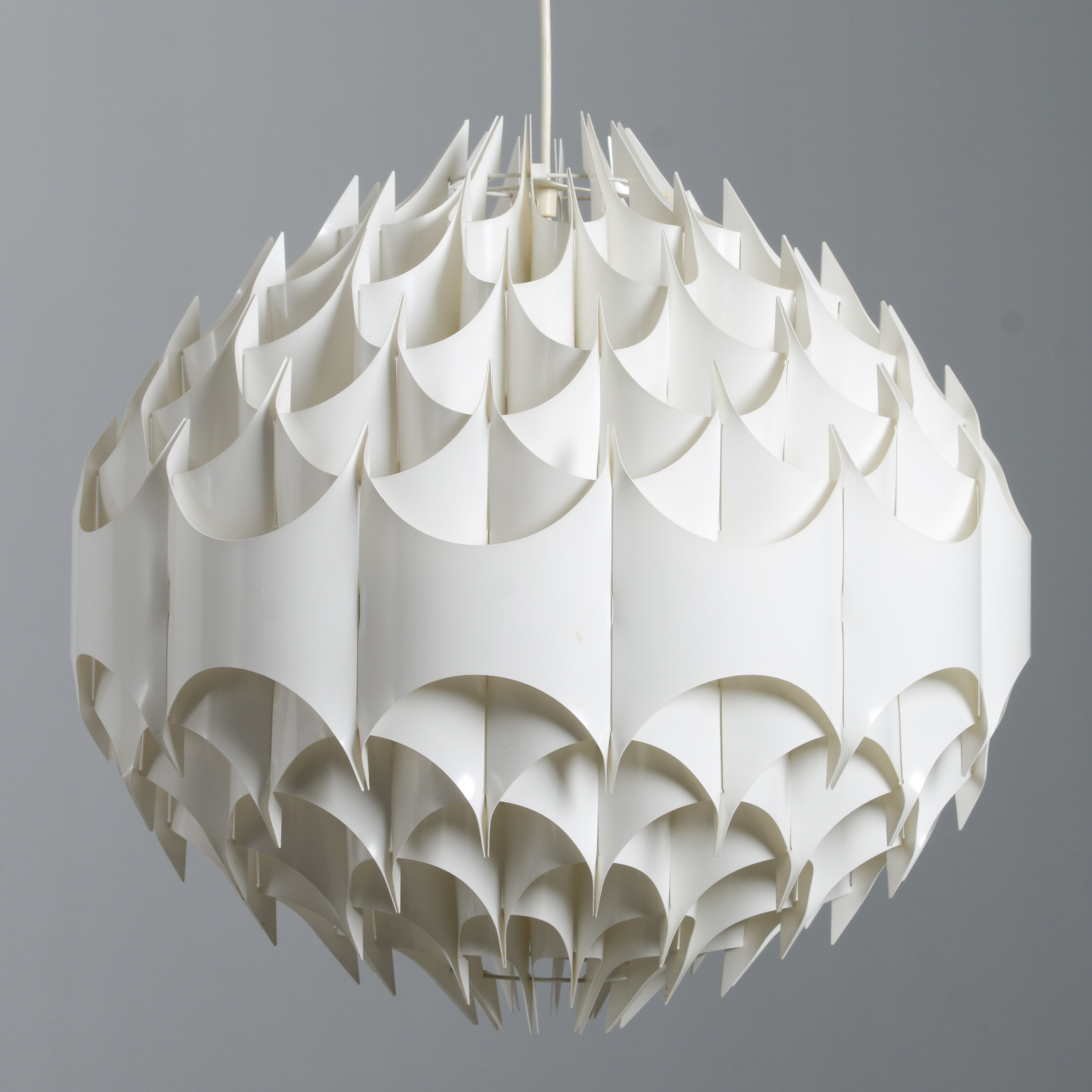 HAVLOVA MILANDA. Taklampa, "Rythmic", Vest, Österrike, 1900-talets andra del.