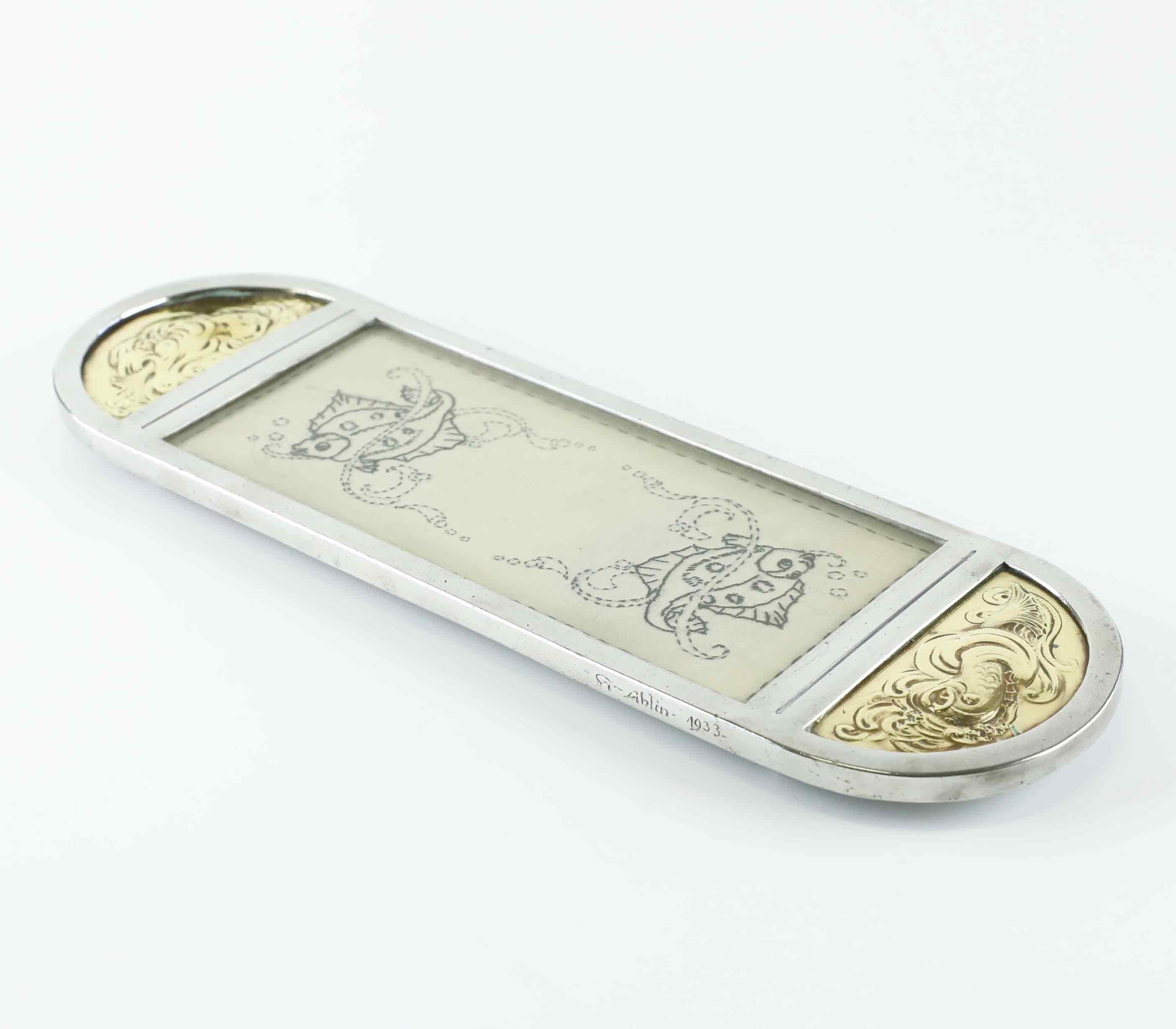 BRICKA/FAT, Swedish Grace, Tenn & mässing, signerad G. Ahlin, 1933.