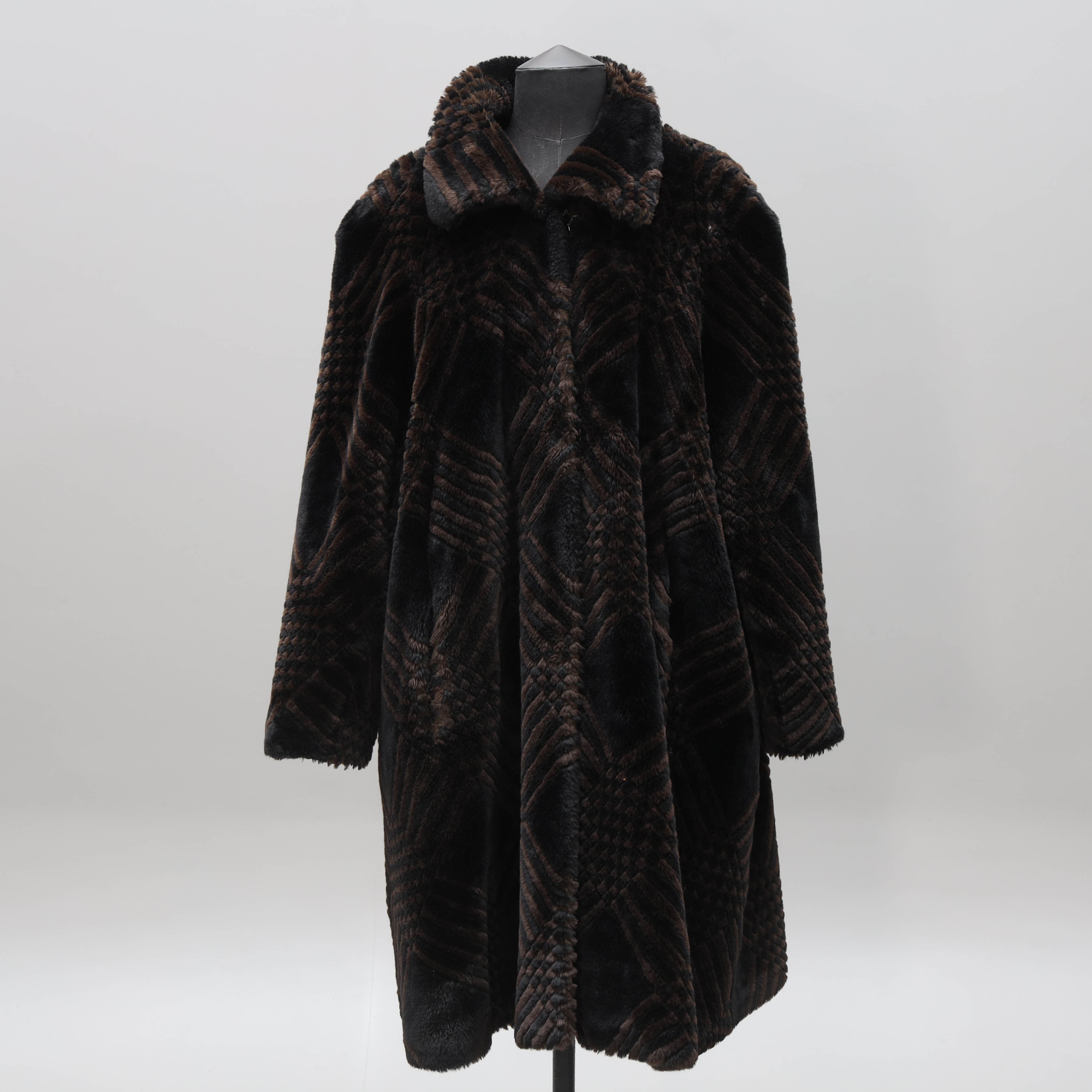 KAPPA, dam, konstpäls, stl 38, England.