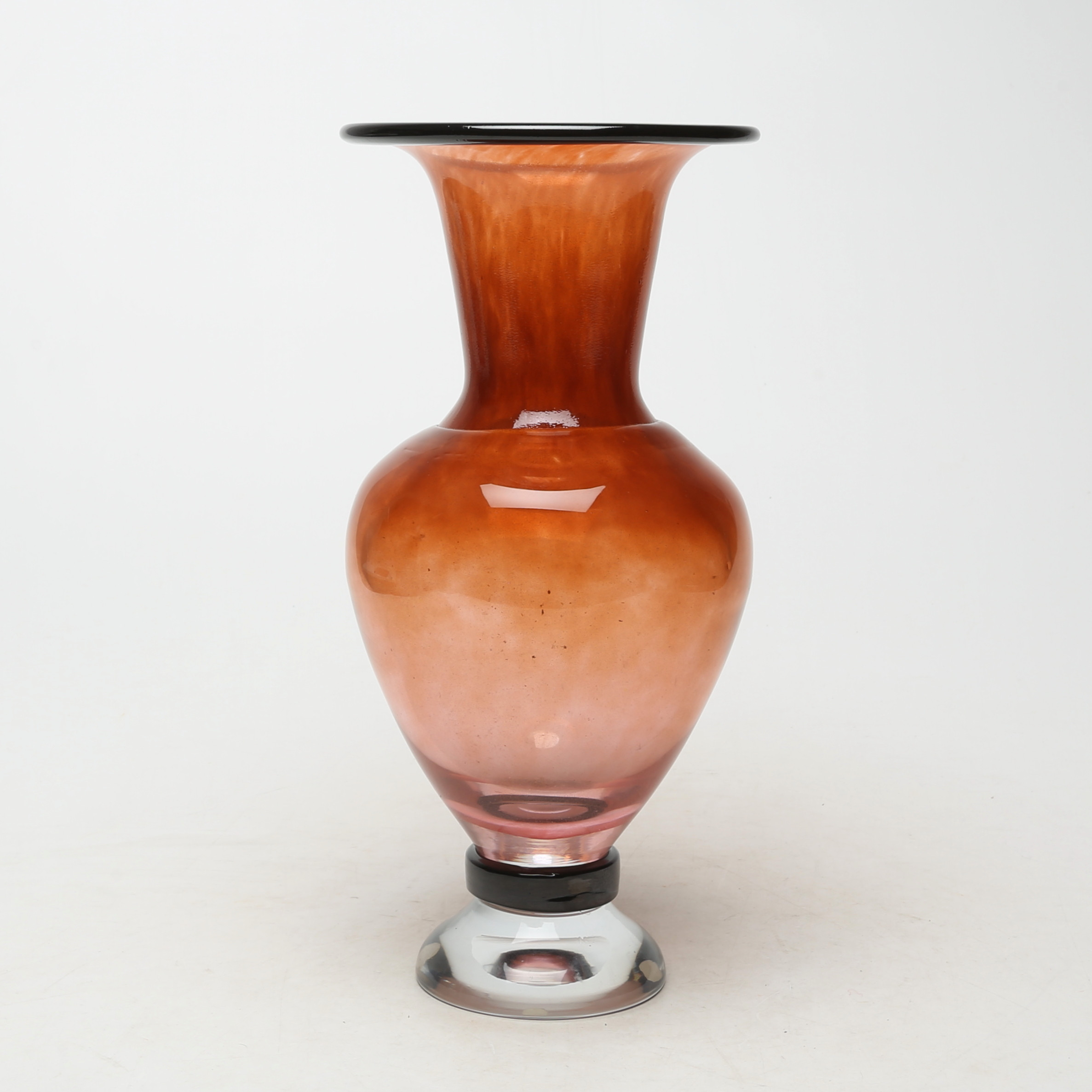 MONICA BACKSTRÖM. VAS, glas, Boda osignerad.