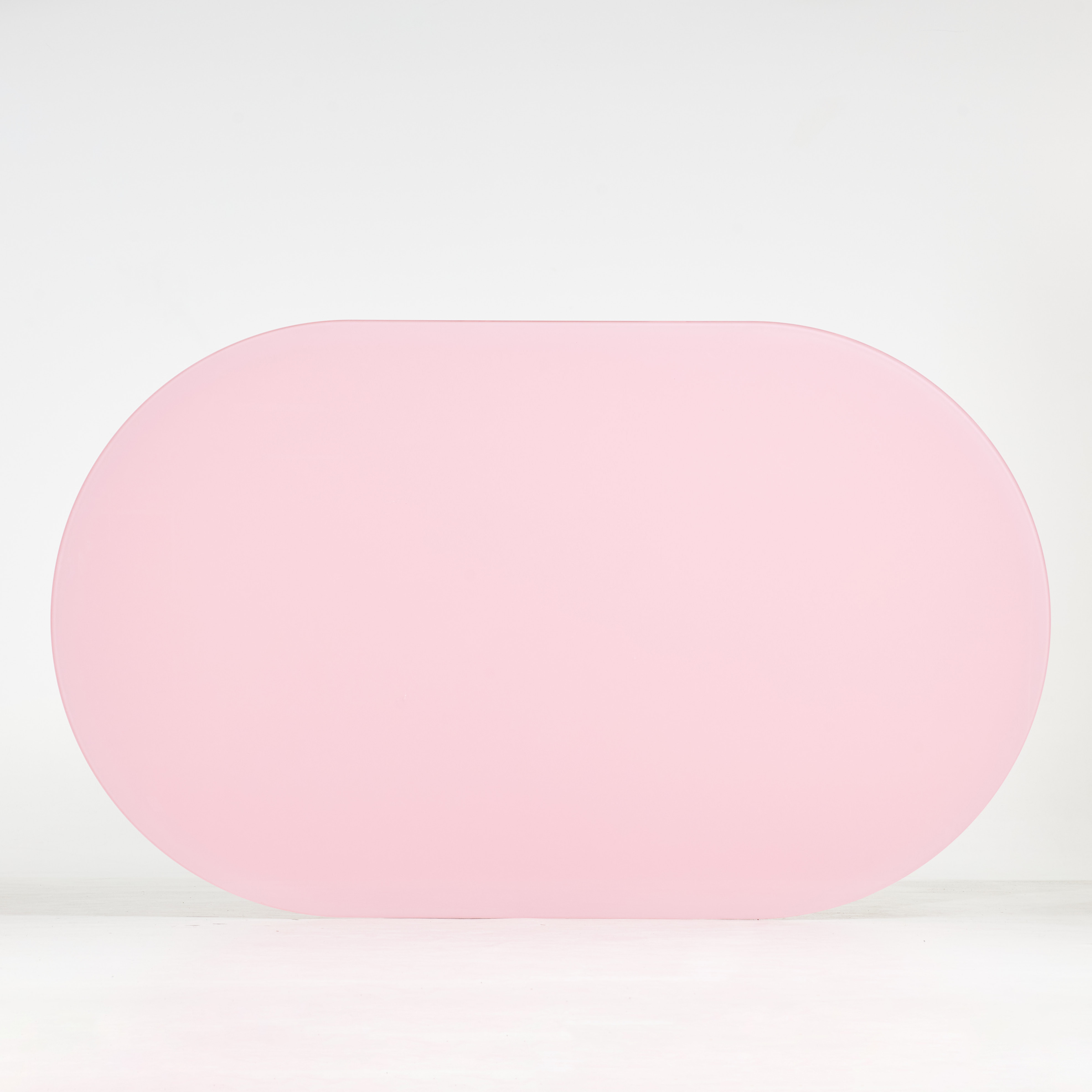 BORDSSKIVA. Samtida, dubbla skivor i rosa glas.