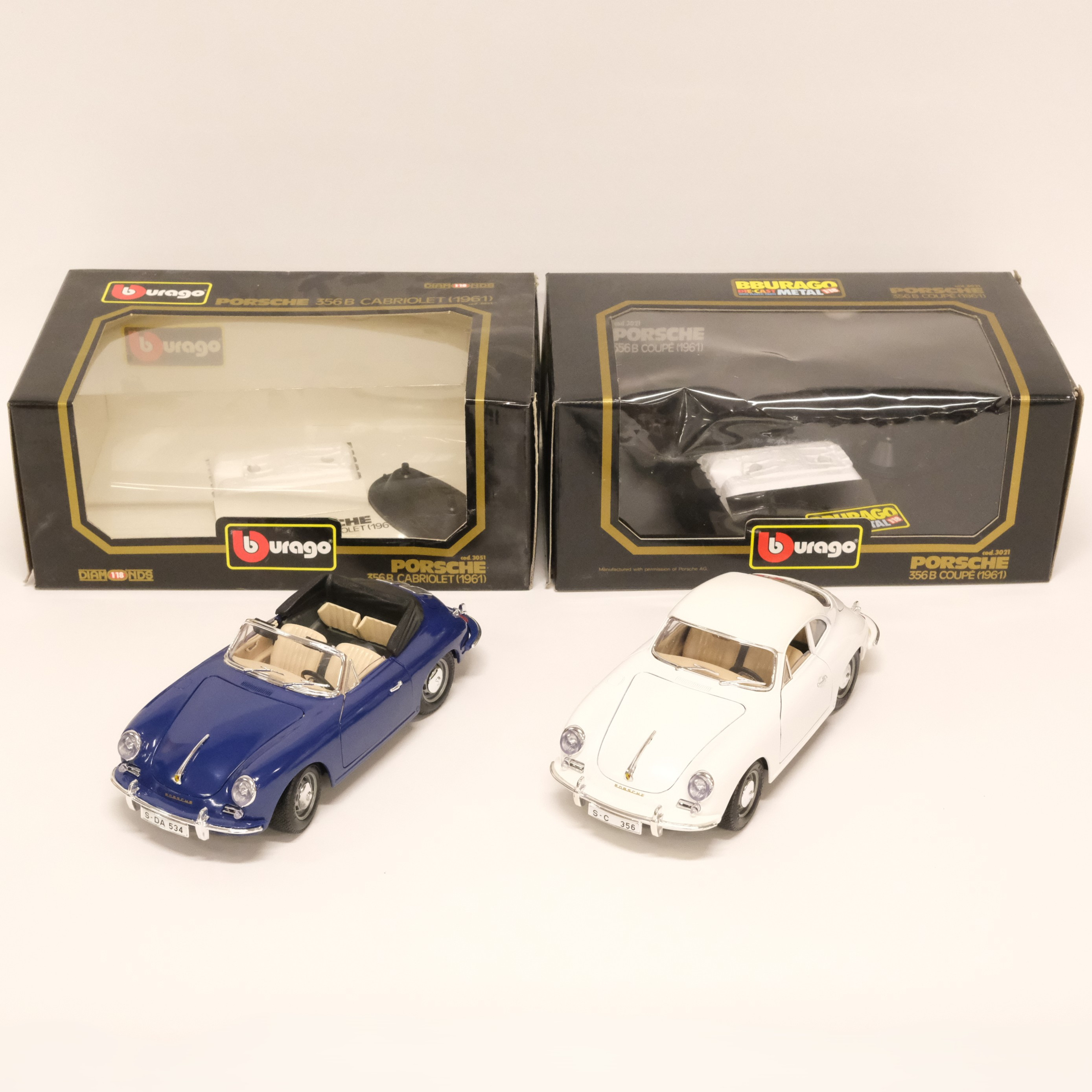 BBURAGO. TVÅ MODELLBILAR. "PORSCHE 356B 1961". SKALA 1:18.