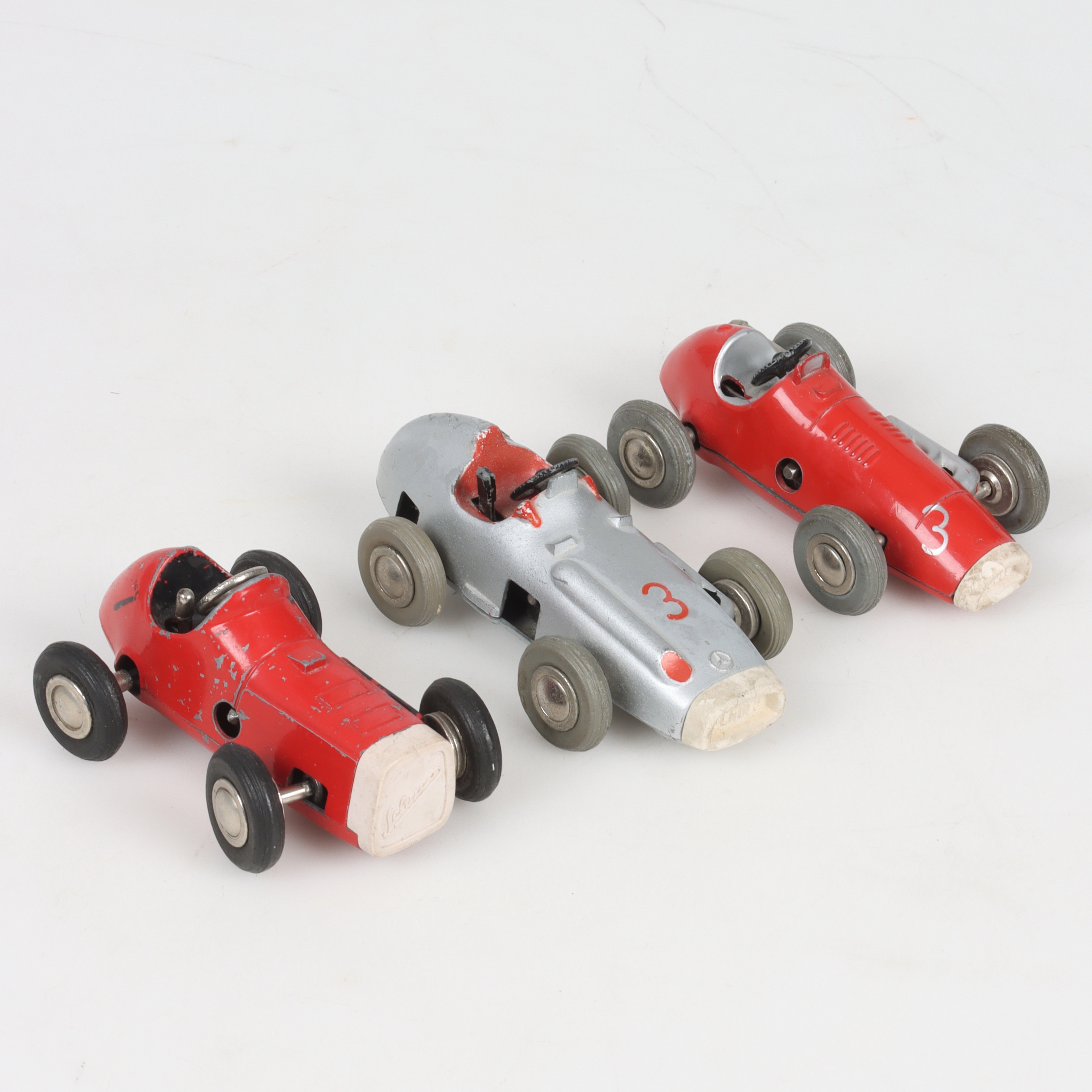 SCHUCO, 3 st, Racerbilar, "Micro Racer 1040/41 samt 43", urverk, Tyskland.