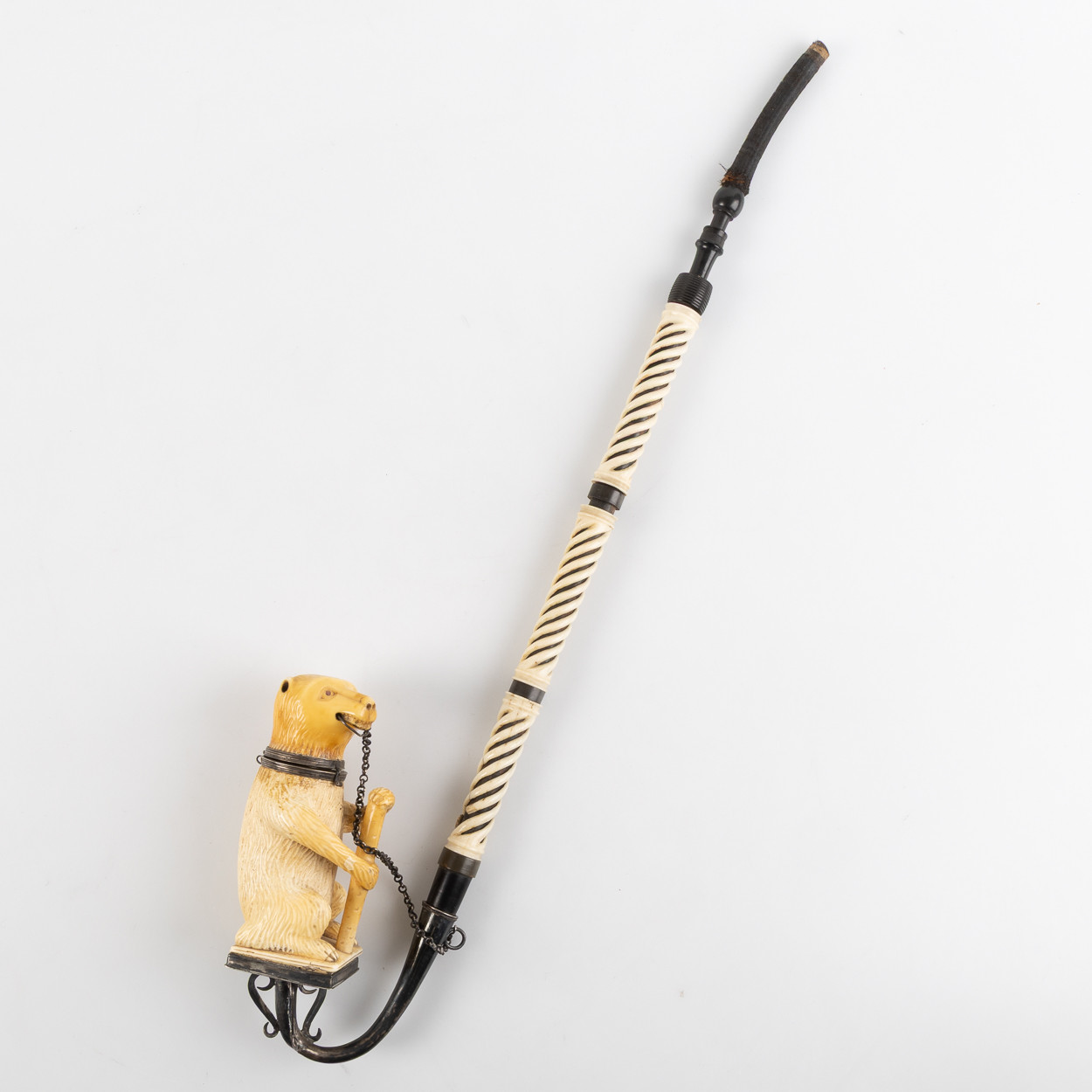 ANDERS CEDERGREN, GÖTEBORG, långpipa, sjöskum, silverbeslag stämplad 1829.