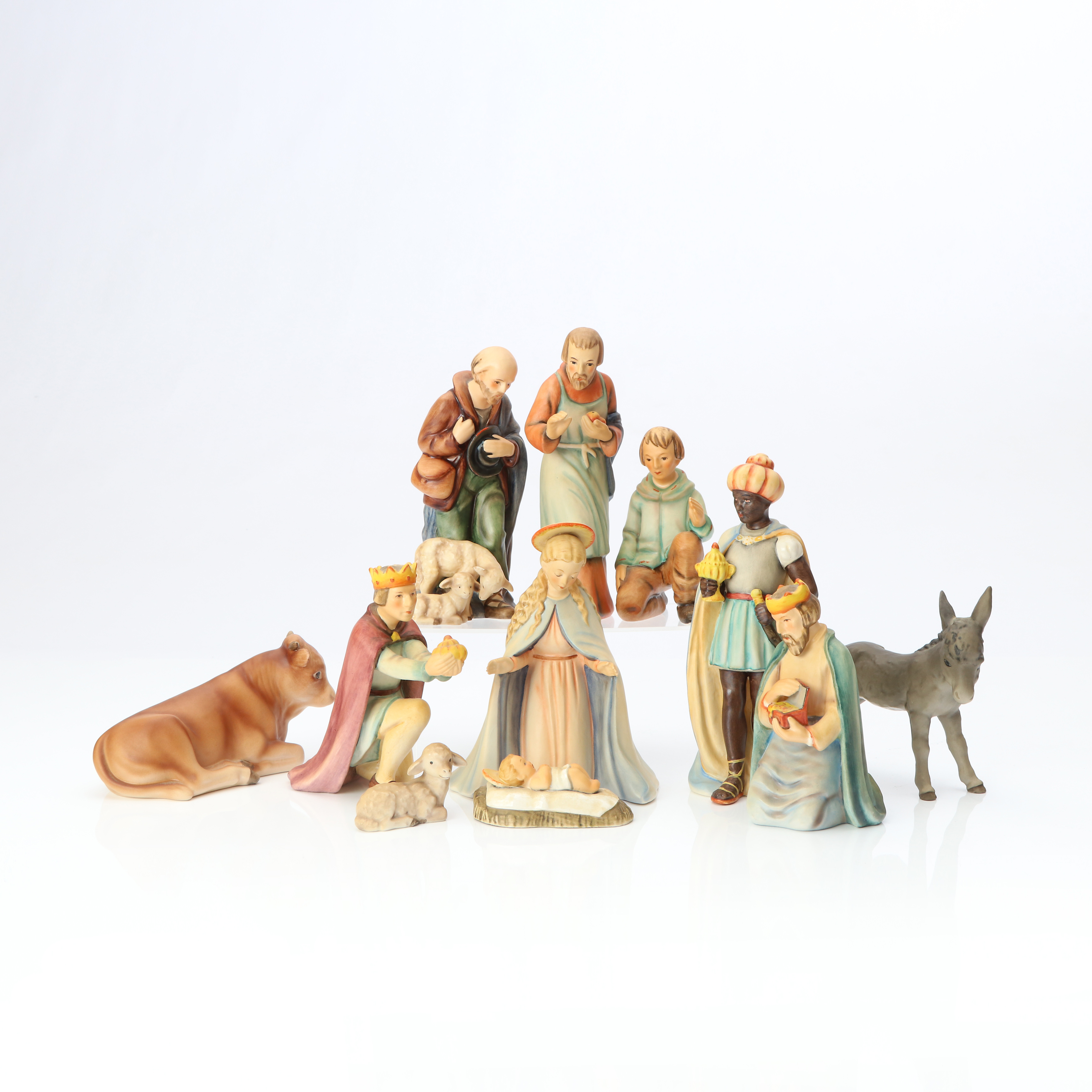 GOEBEL, KRUBBA, 13 DELAR. Keramik. Tyskland, 1900-tal. Limited edition, 1919/2000.