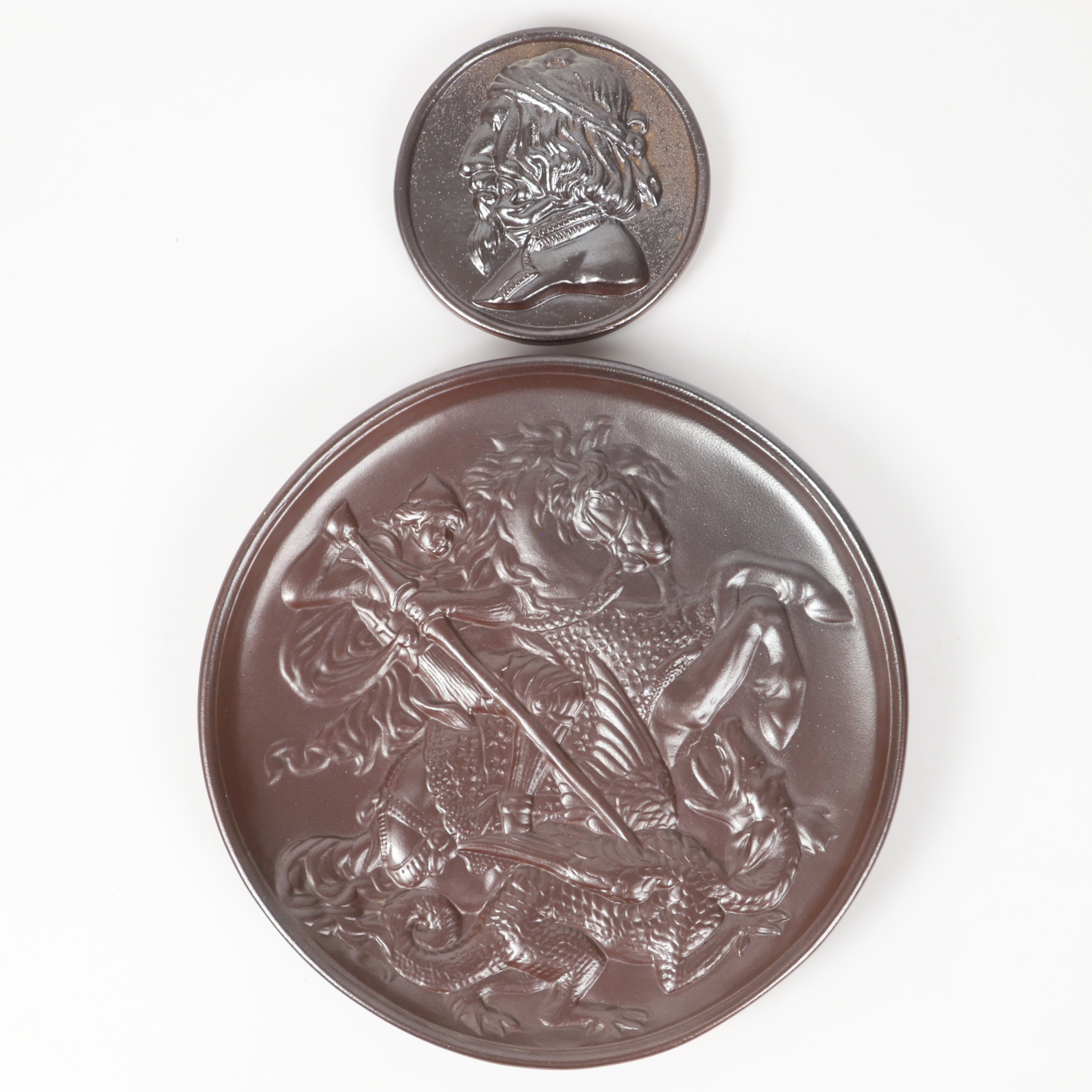 VÄGGFAT, 2 stycken, saltglaserad keramik, Höganäs.