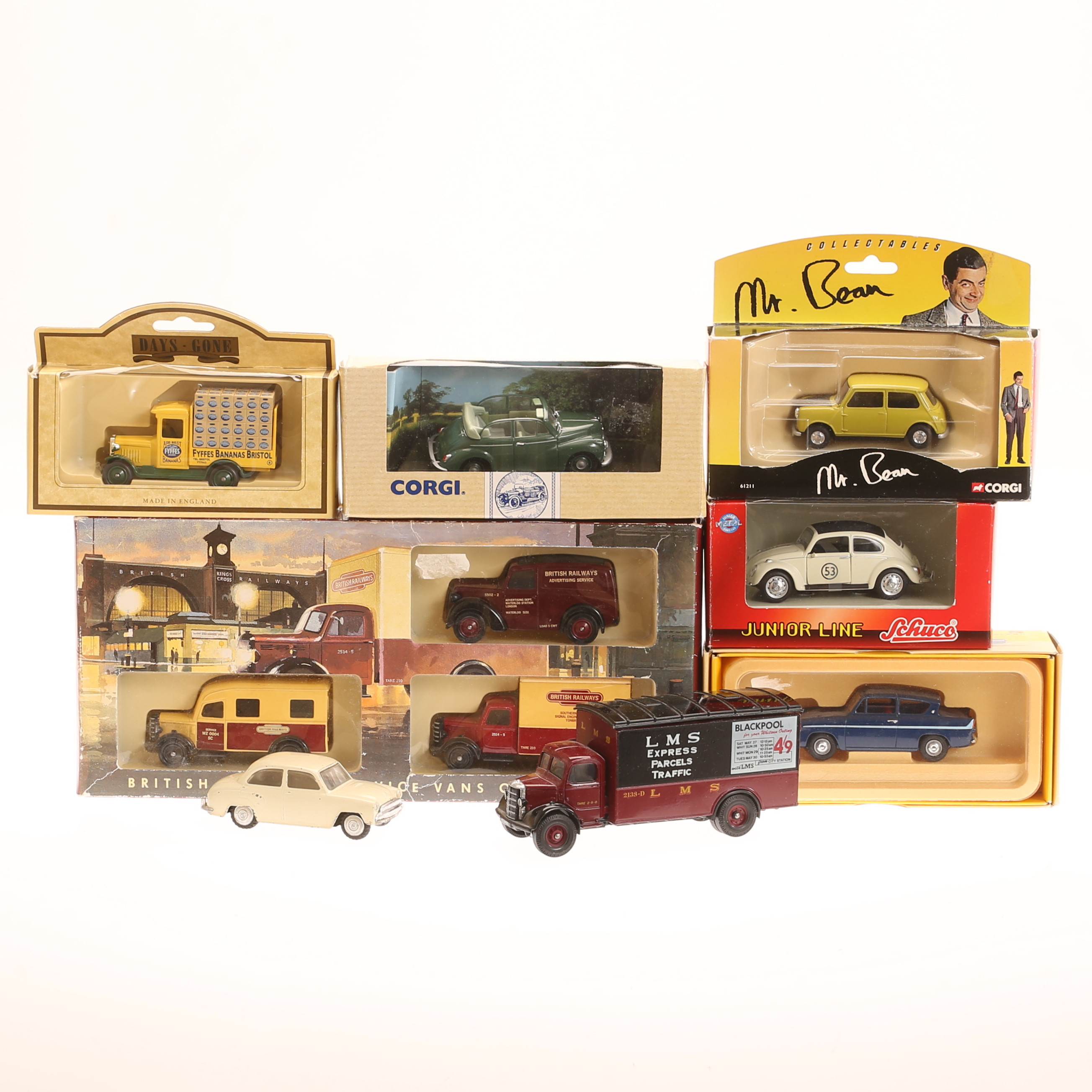 LEKSAKSBILAR, 10 stycken, Corgi, Schuco m fl.