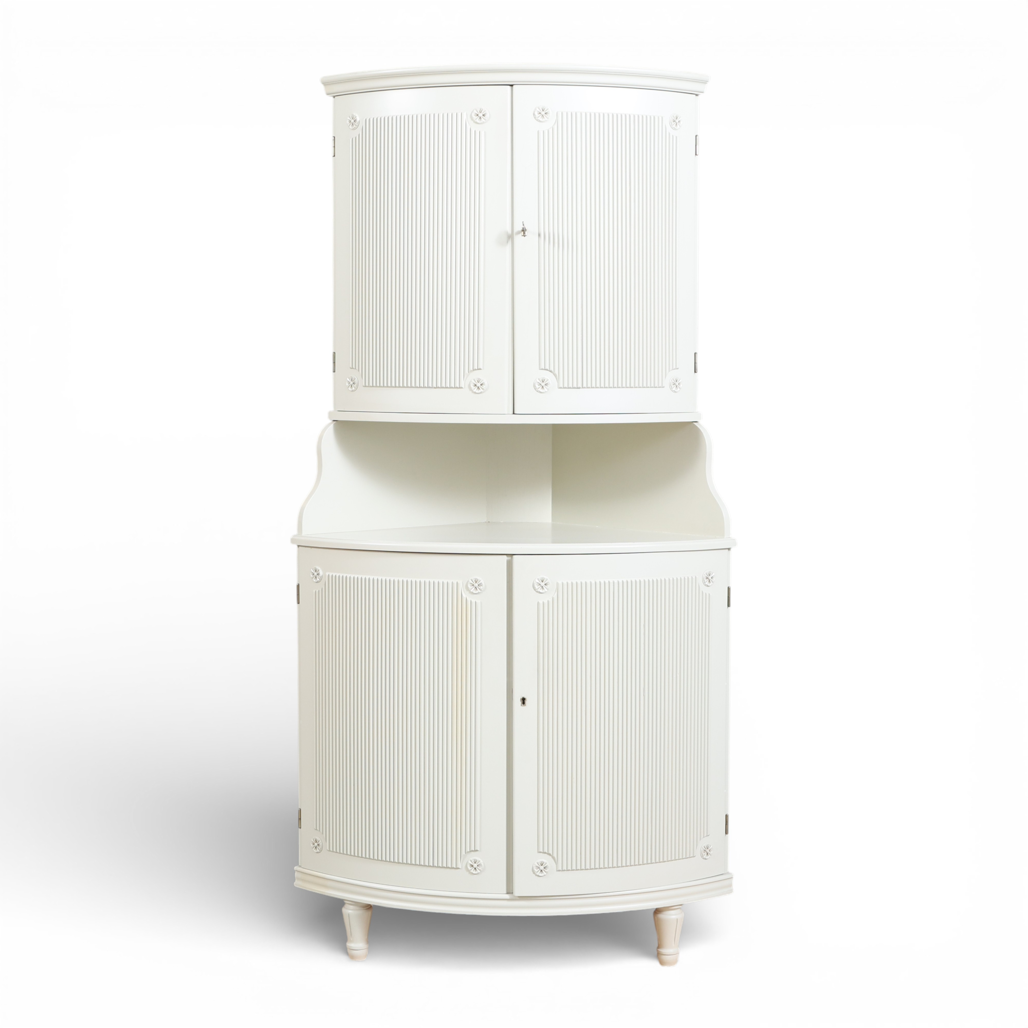 HÖRNSKÅP, lackerat trä, gustaviansk stil, 1900-tal.