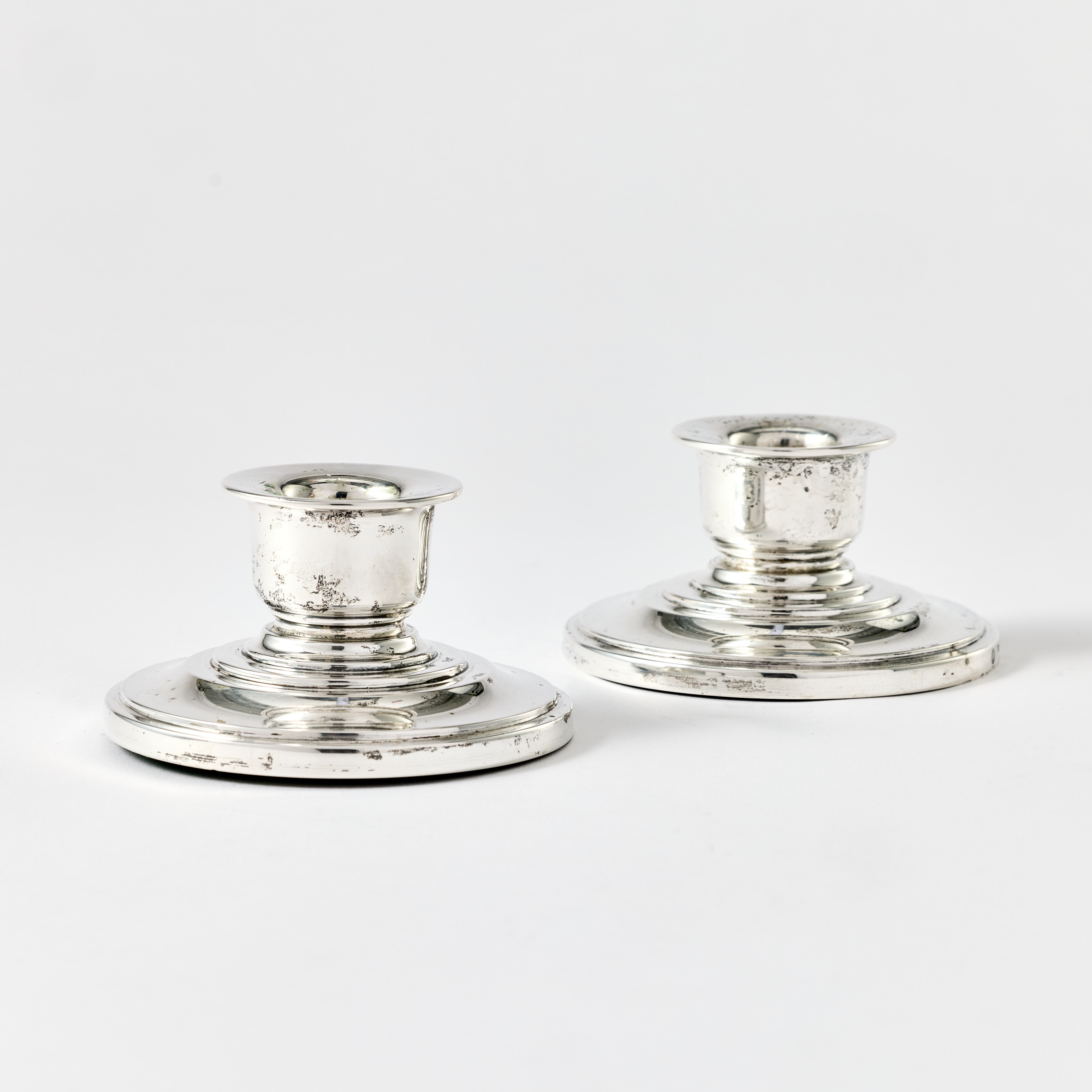 MARTIN BONDESEN - HORSENS. Ljusstakar, ett par, silver, Köpenhamn 1939. Danish Modern.