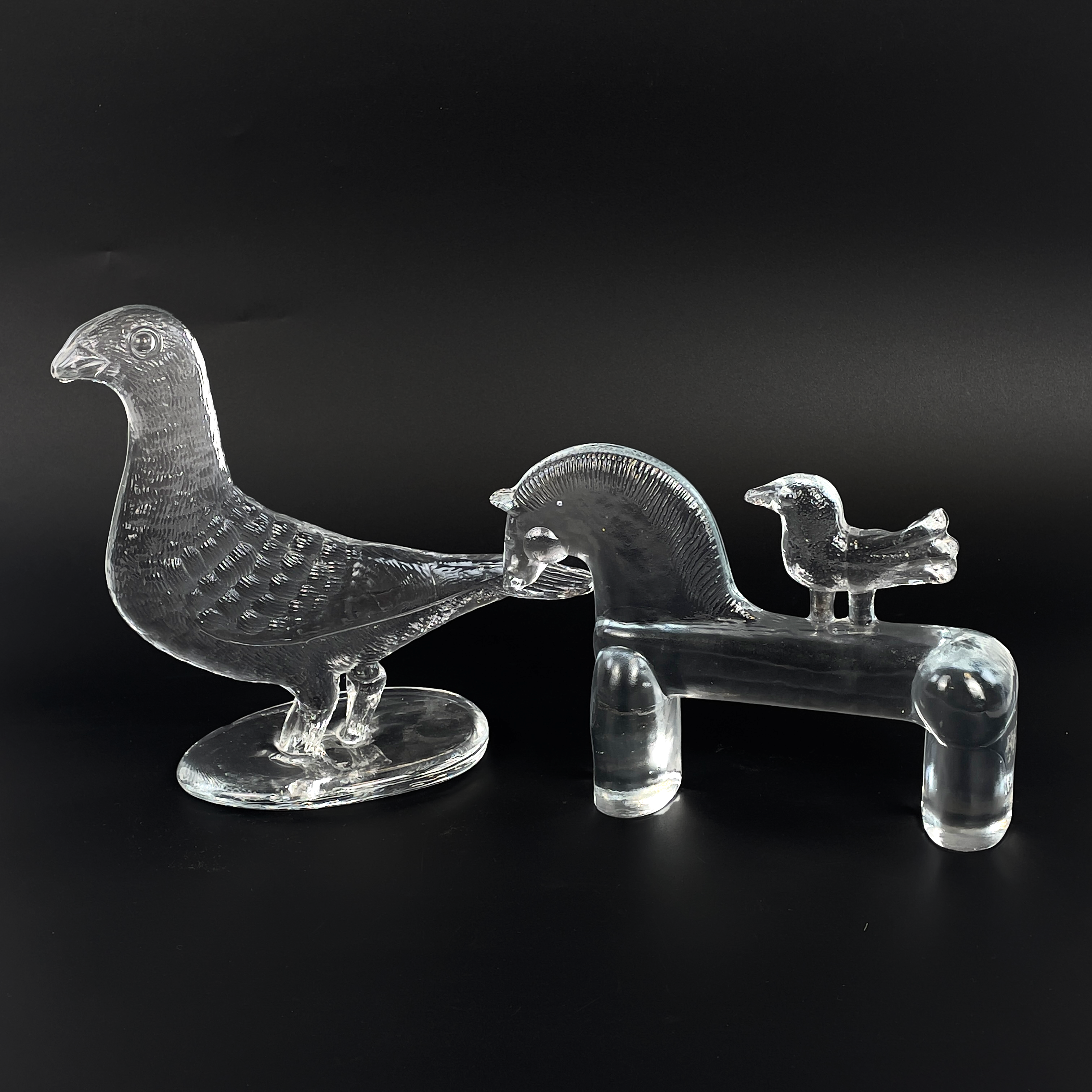 FIGURINER, 2 st. Glas, bl.a. Bertil Vallien, Boda.