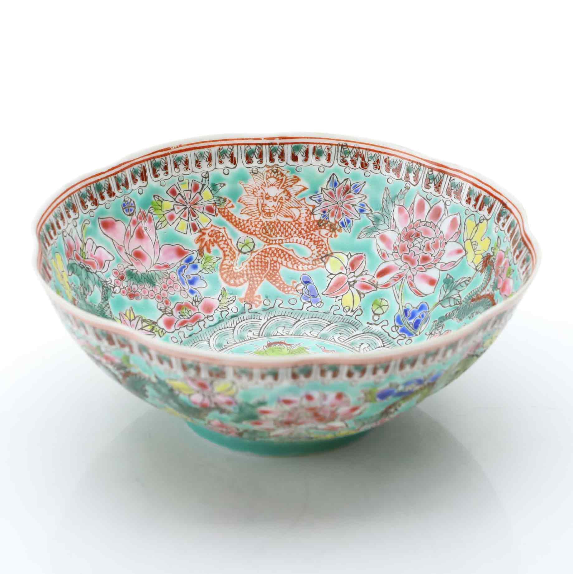 SKÅL, Äggskalsporslin, Kina, 1900-tal.