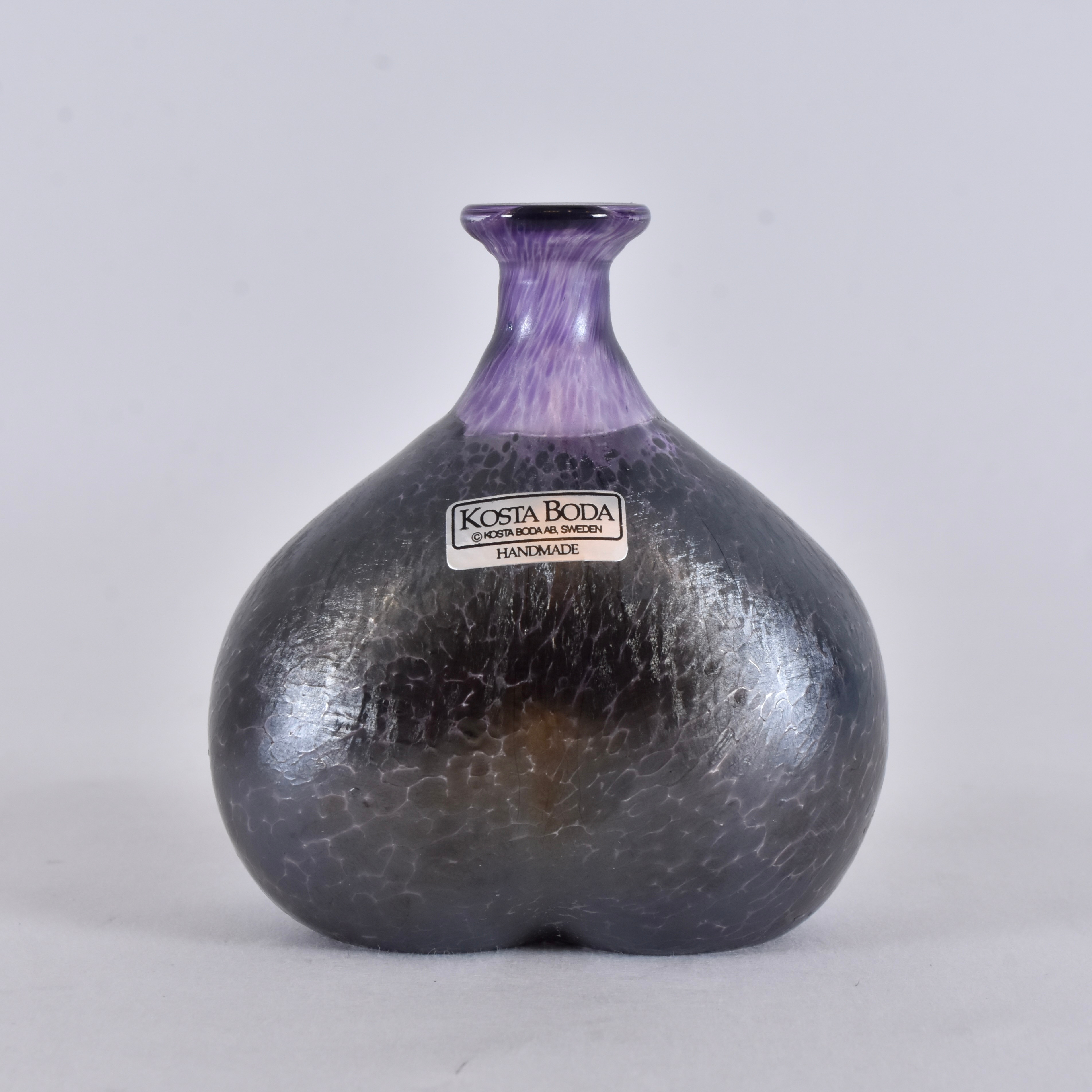 MINIATYRVAS, glas, Volcano, Bertil Vallien, Kosta Boda.