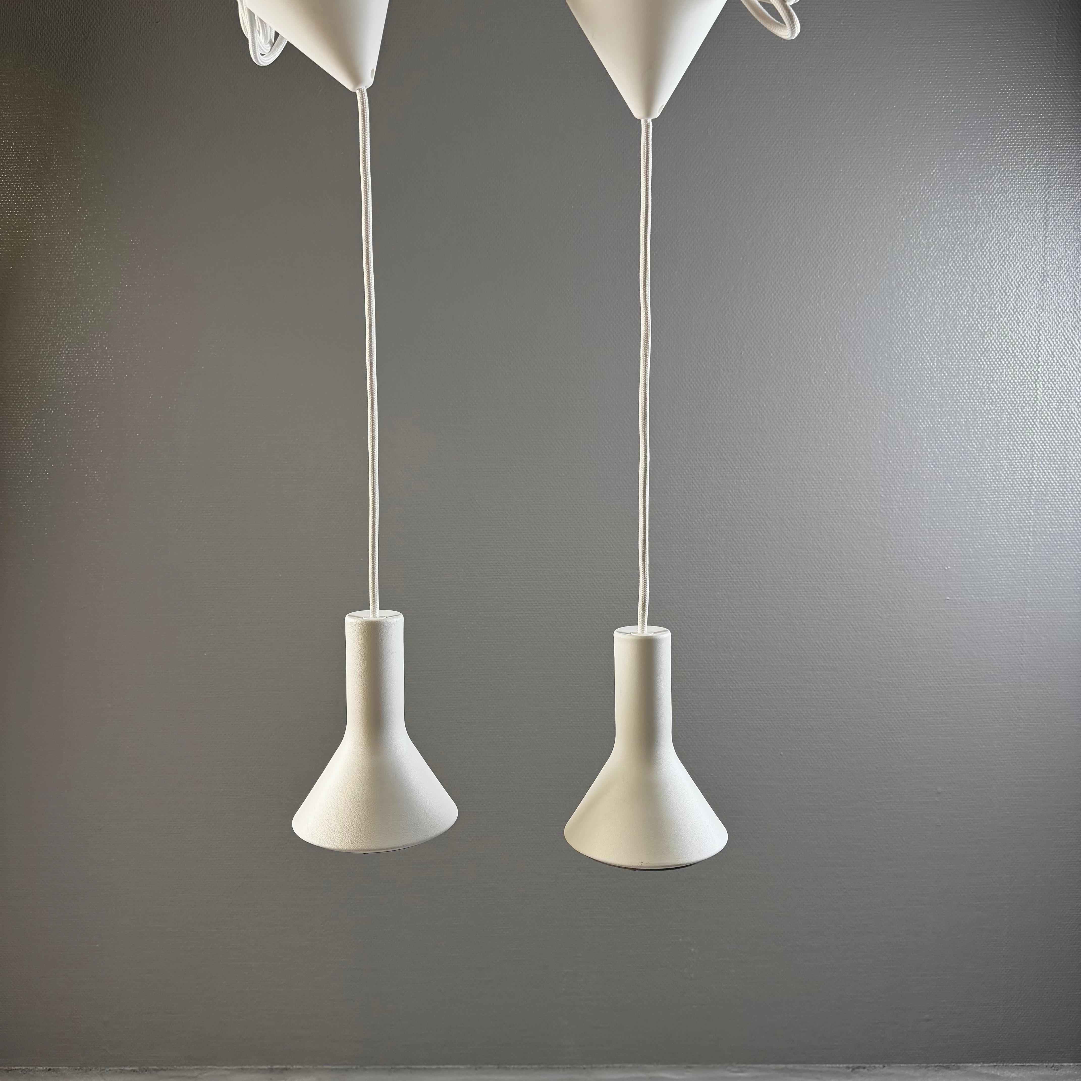 BROBERG & RIDDERSTRÅLE. Taklampor, 1 par, "Par", design för Zero, lackerad aluminium.