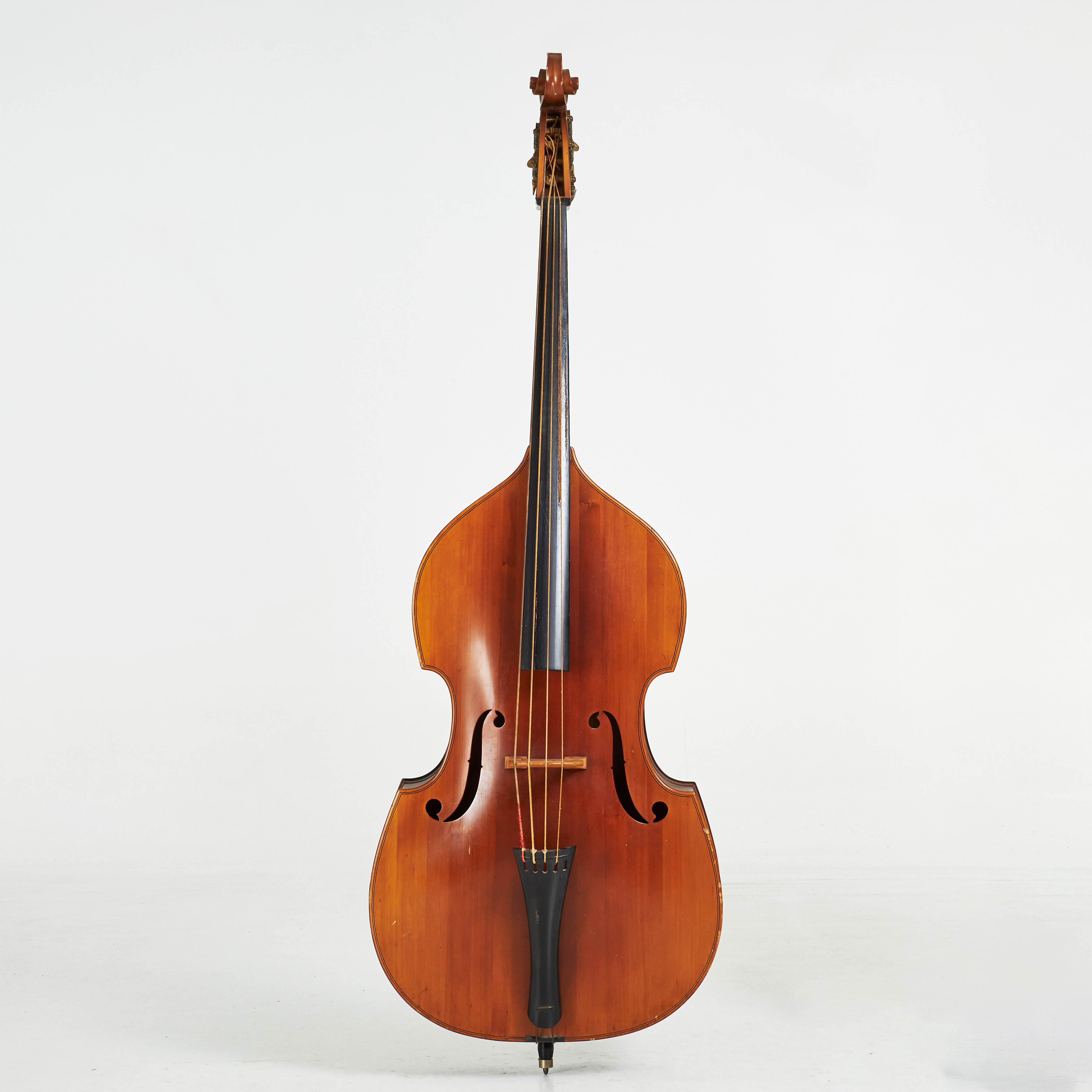 KONTRABAS, Femsträngad, etikett "Förenade Arvika 472", lock i gran, björk/lönn.