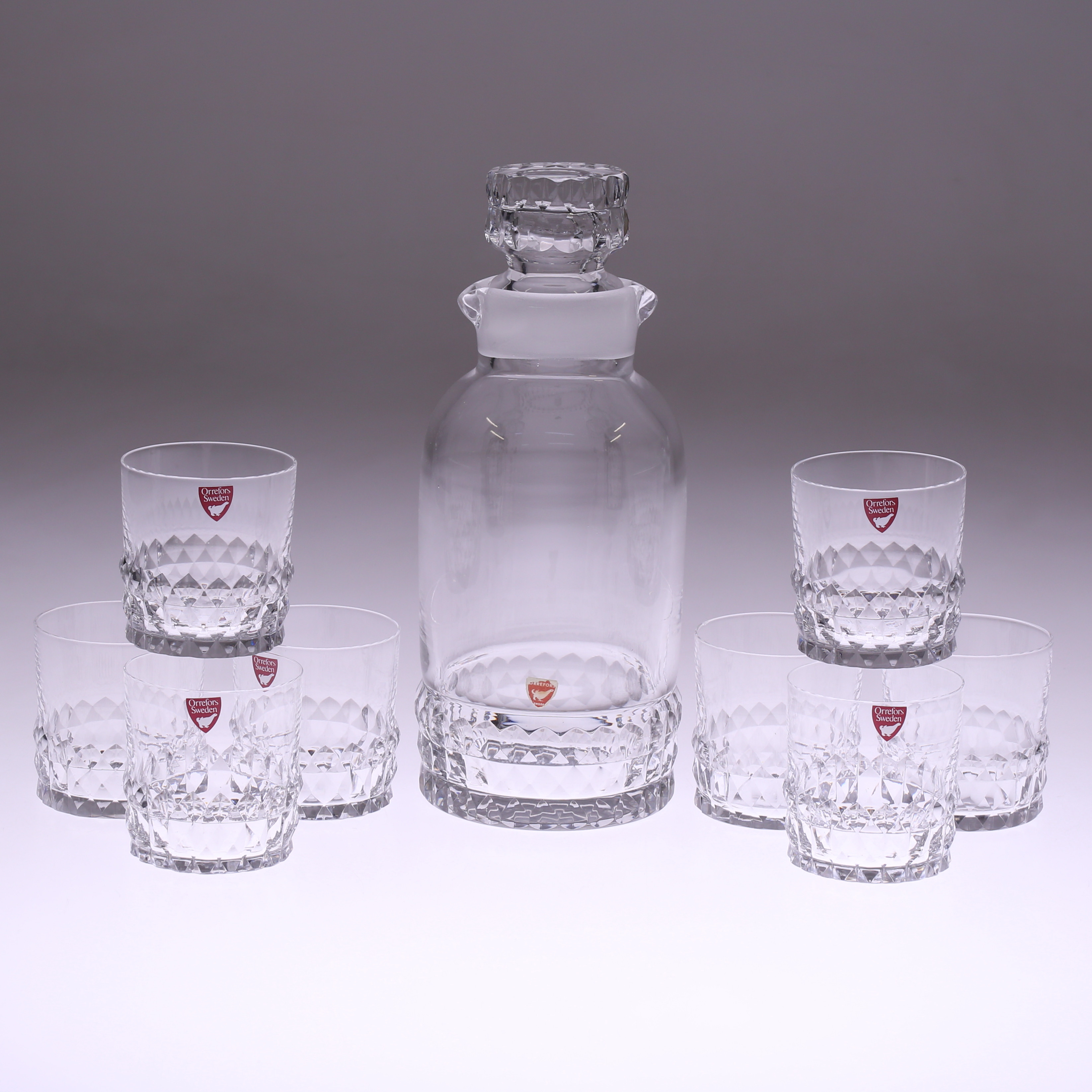 INGEBORG LUNDIN. Whiskeyglas och karaff, 9 delar, "Silvia", kristall, Orrefors.