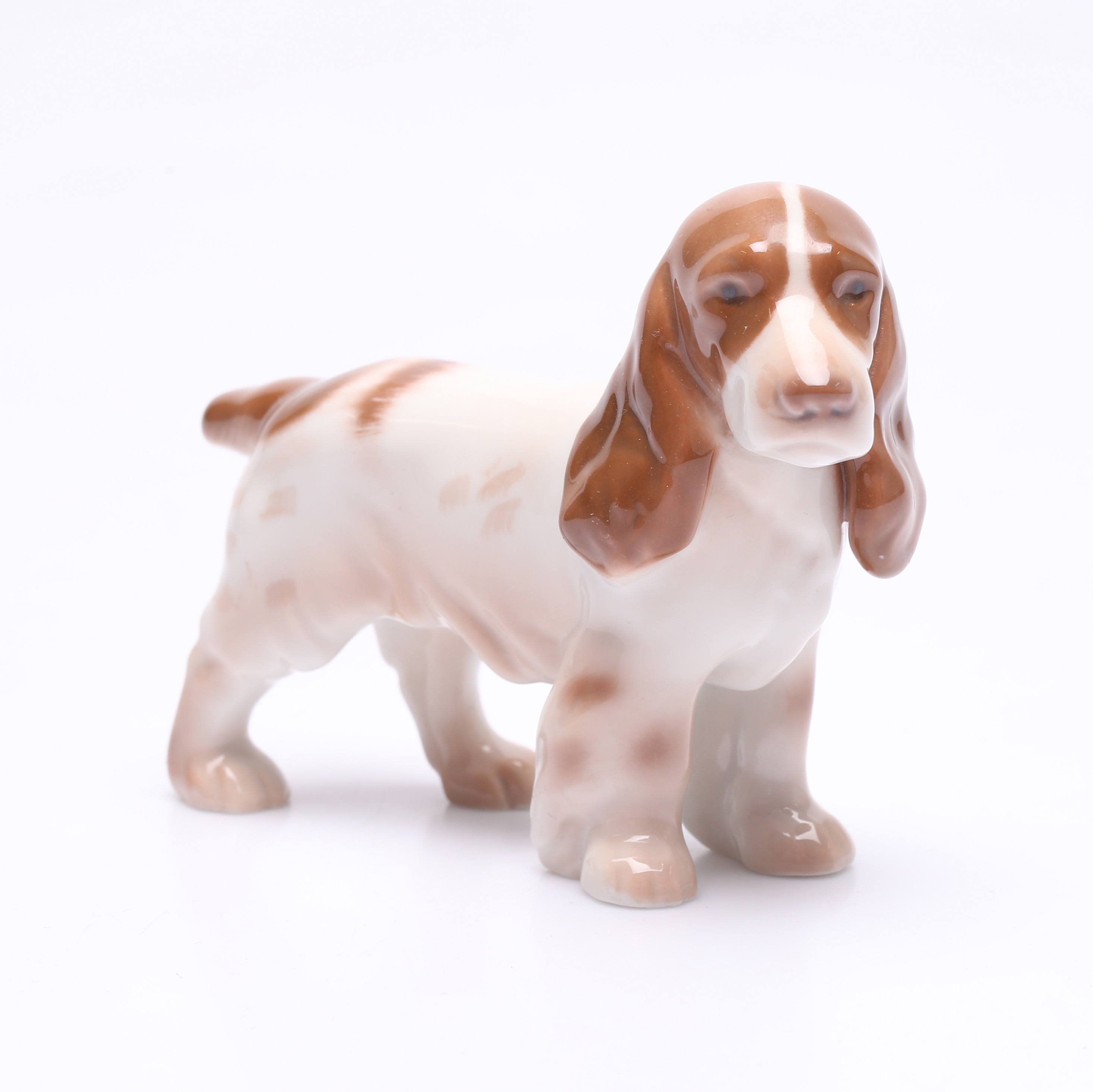 FIGURIN, porslin, "Hund", Bing & Gröndahl, Danmark.