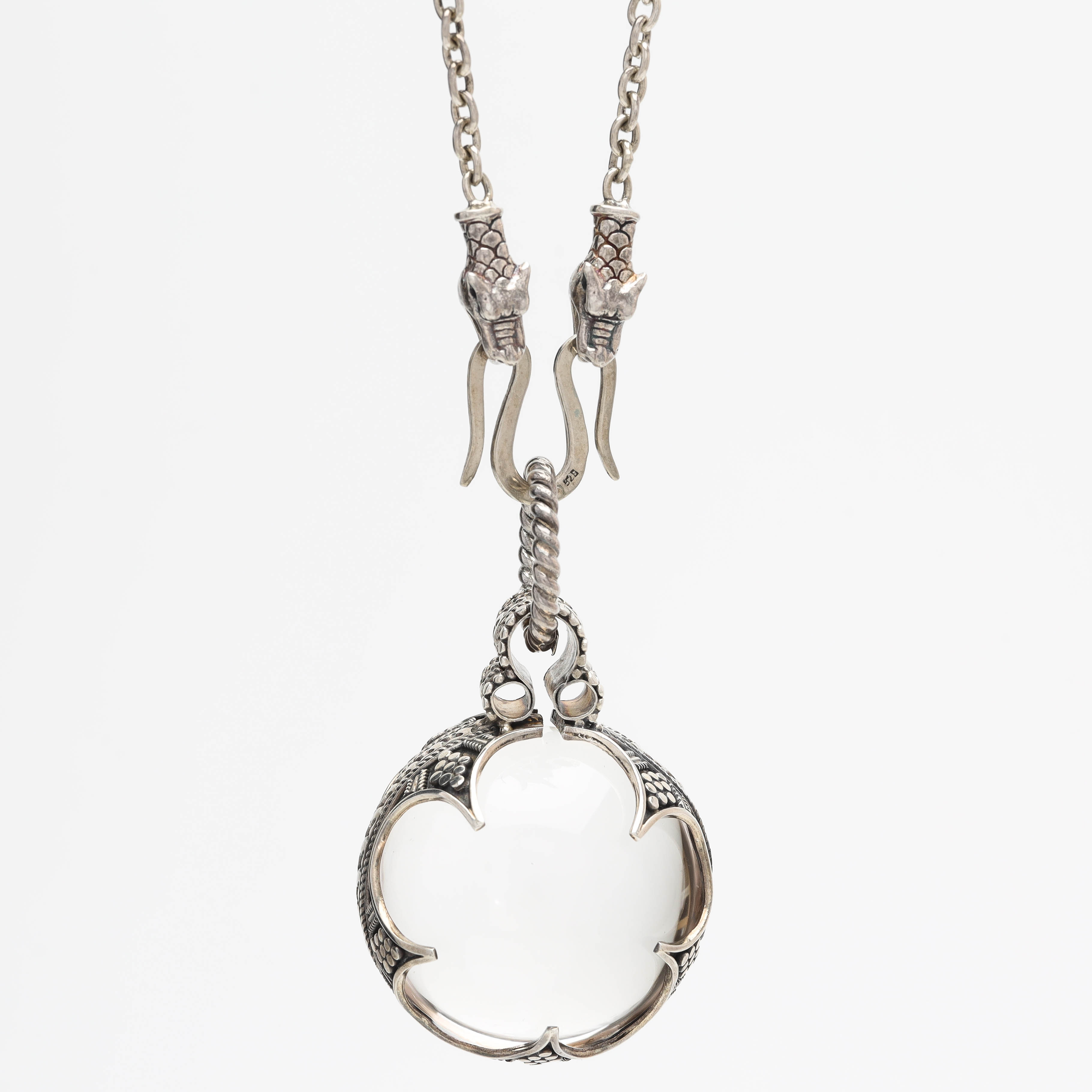 HÄNGE med KEDJA, sterlingsilver samt bergkristall, "Gotlandskula", Geo Design, Malmö.