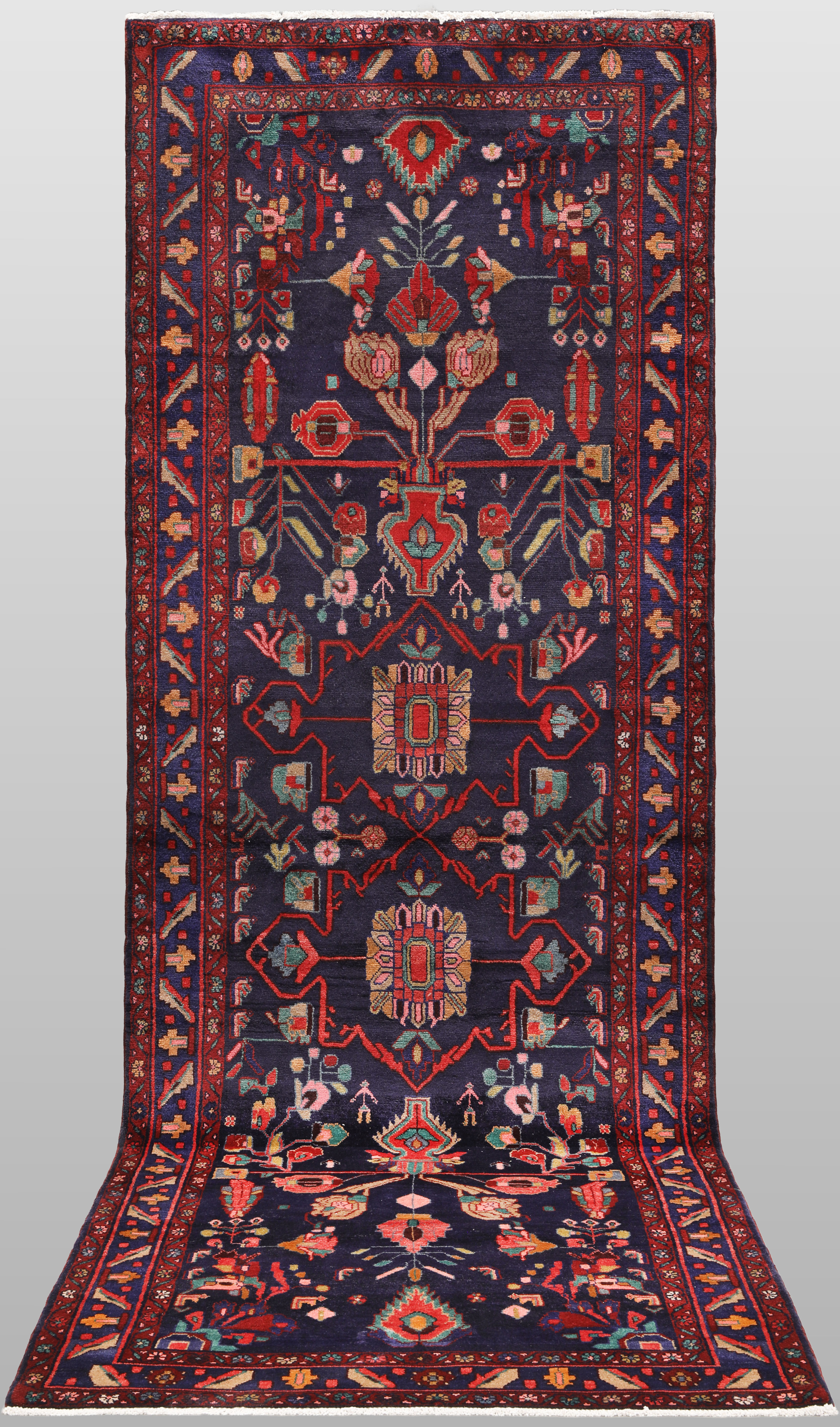 ORIENTMATTA. Hamadan gallerimodell, 345 x 120cm.
