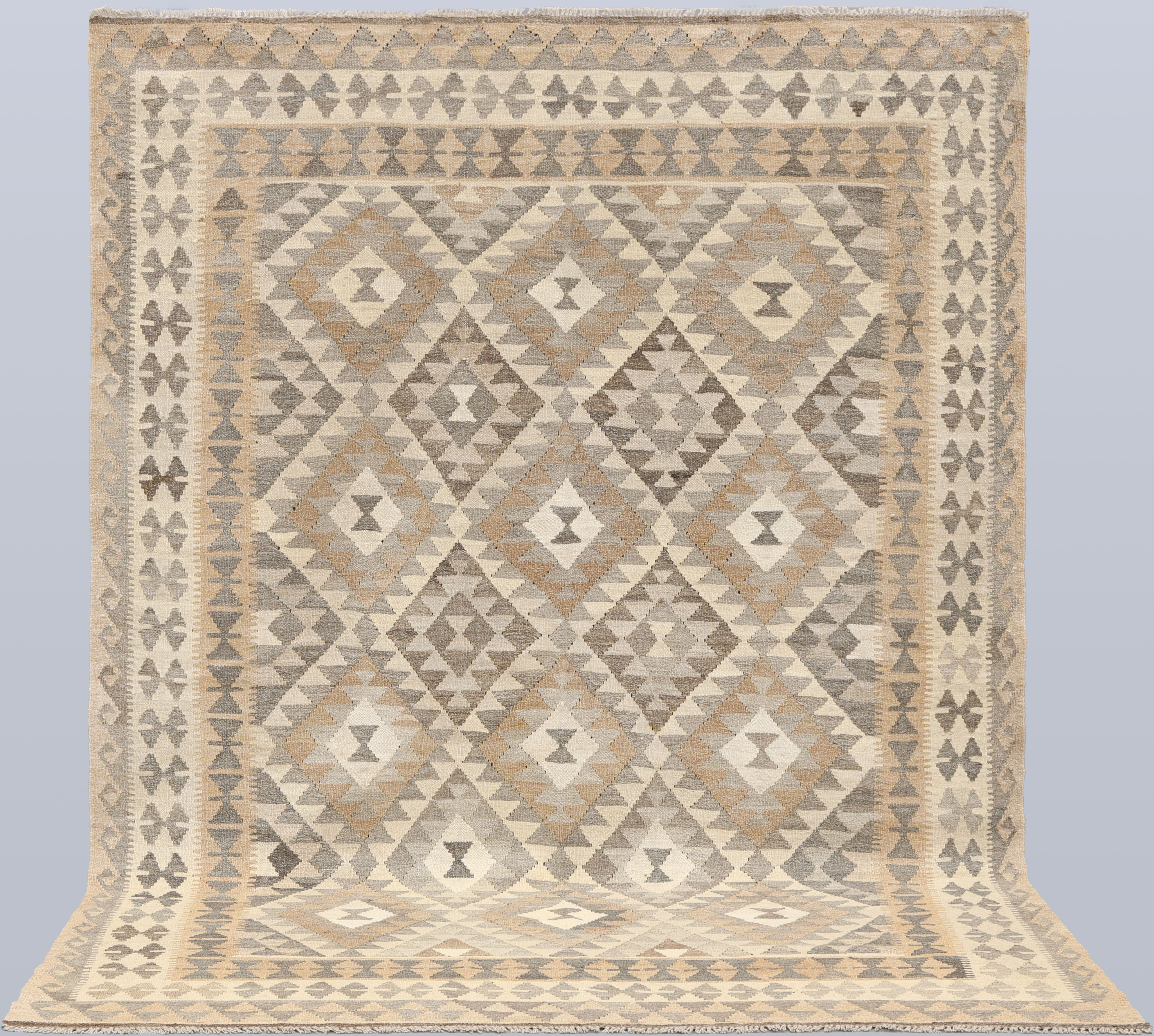 ORIENTMATTA. Kelim naturfärgad, 246 x 183 cm.