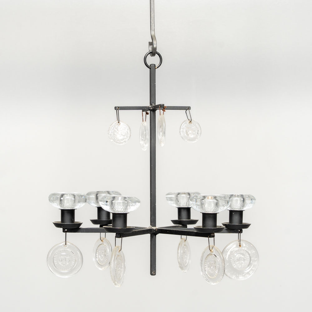 Ljuskrona, Glas och Gjutjärn.