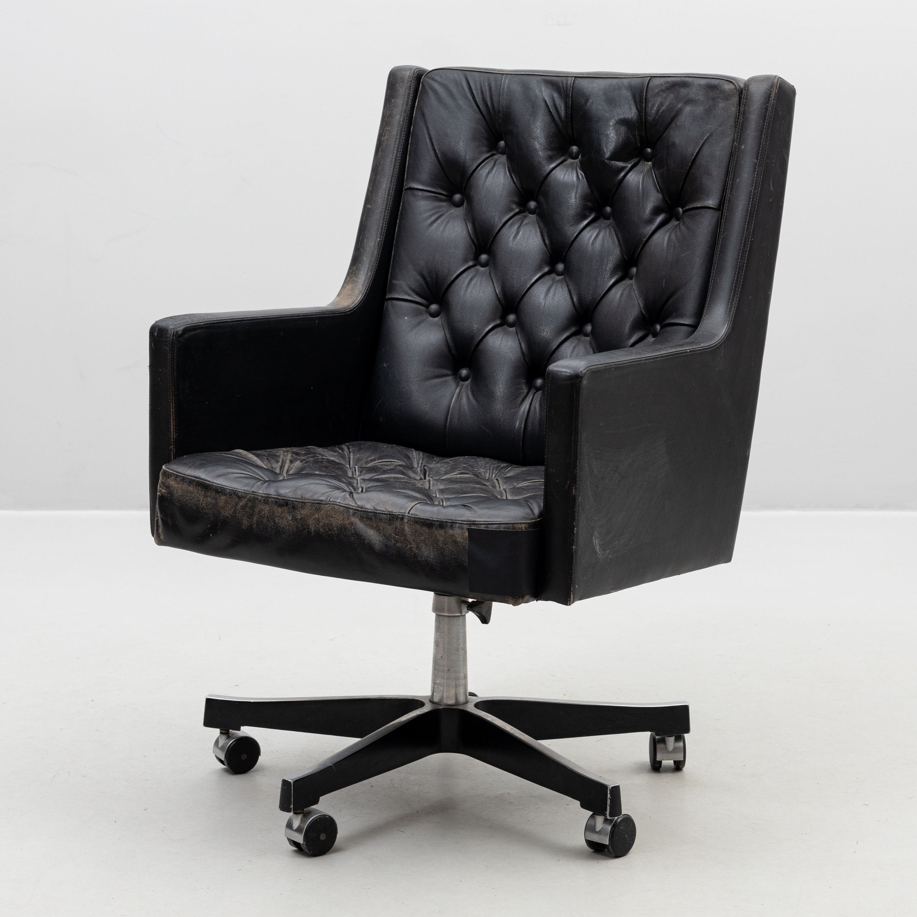 KARL-ERIK EKSELIUS. Kontorsstol, JOC möbler AB Vetlanda. Sverige, 1900-talets andra hälft.