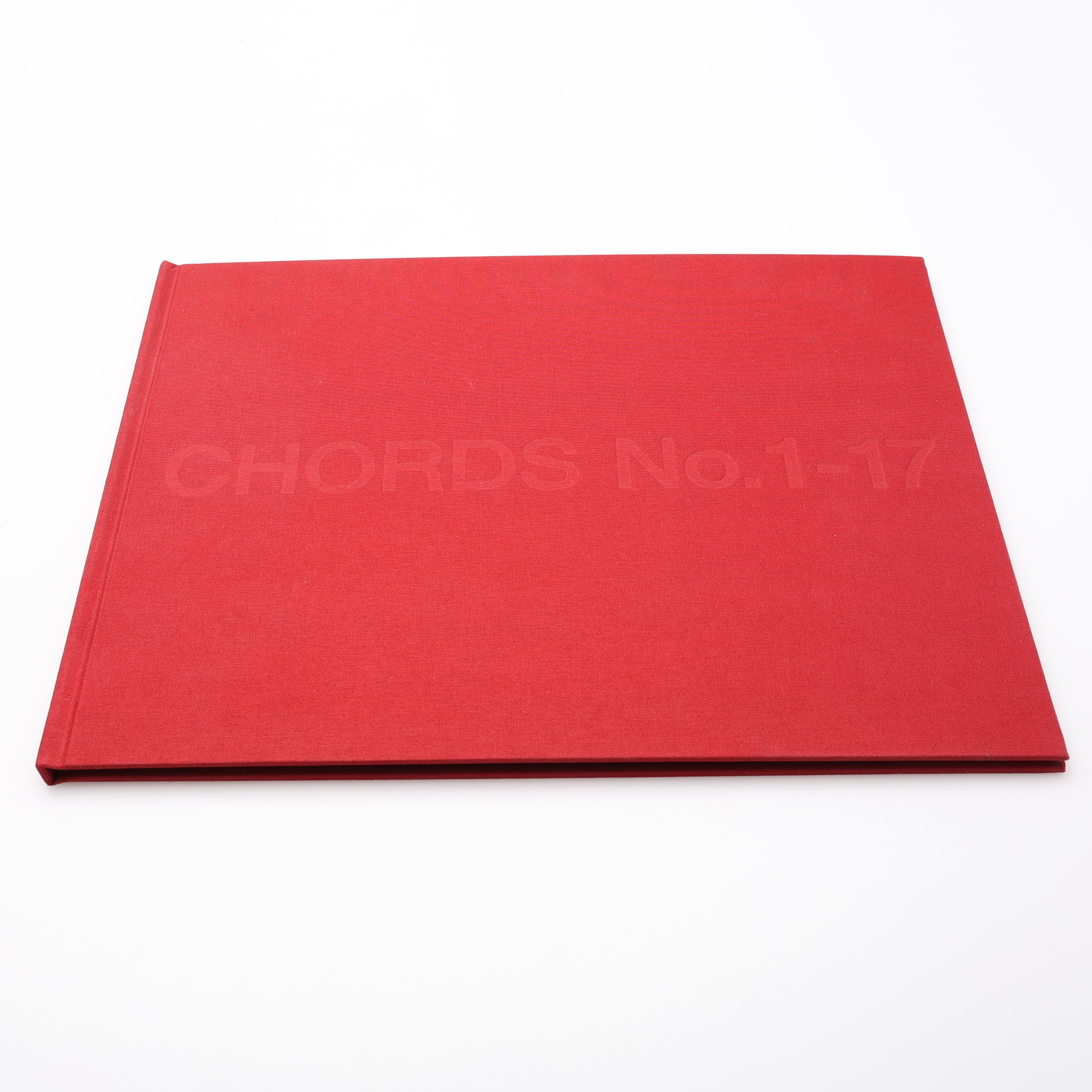 FOTO. DEN SVENSKE FOTOGRAFEN ANDERS KRISARS CHORS 1-17 MED 17 FÄRGFOTOGRAFIER FRÅN SEYCHELLERNA OCH EN CD-SKIVA MED ETT ACKORD PER BILD.