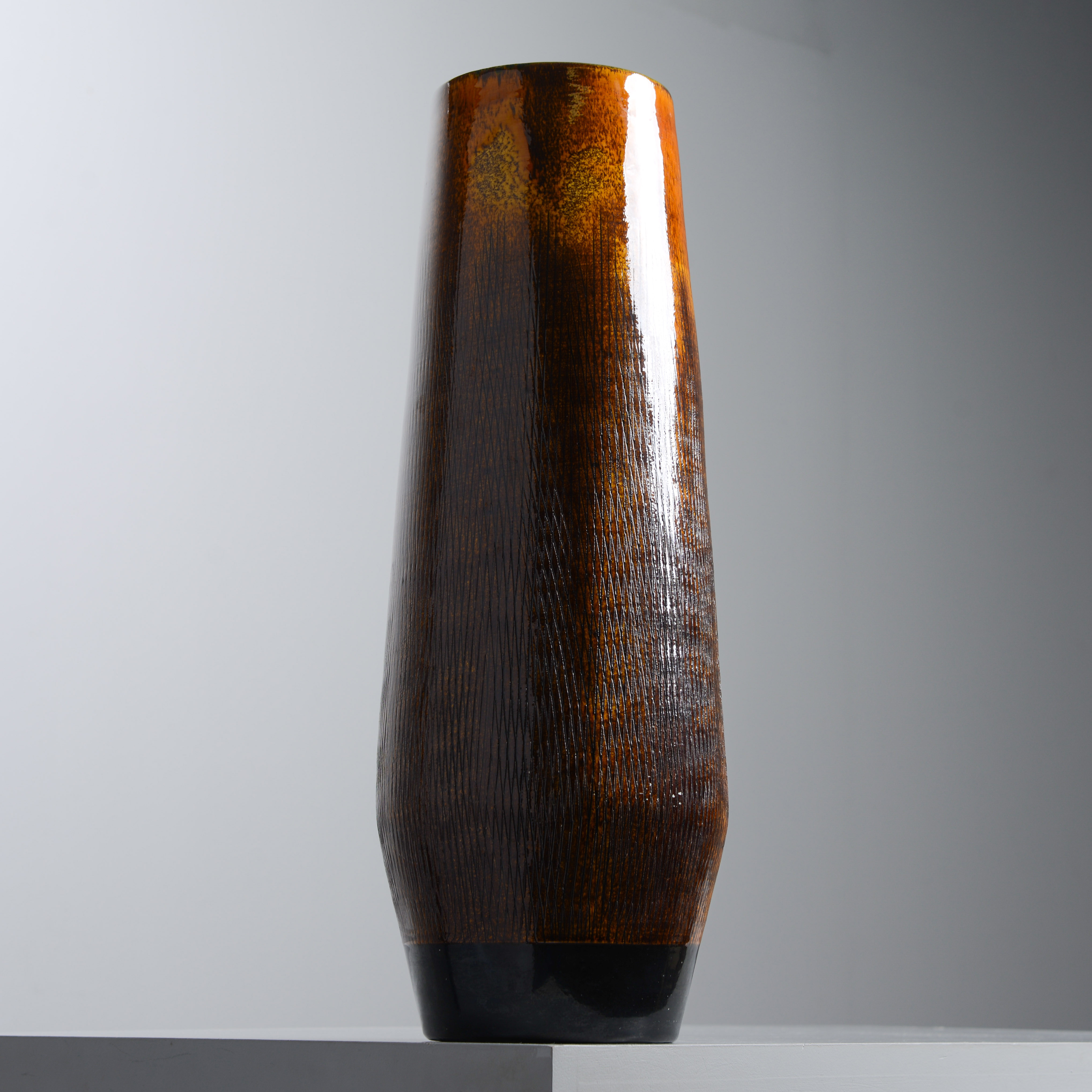 INGRID ATTERBERG. "Fiamma", mycket hög (55 cm) golvvas, Upsala-Ekeby, 1961-64.