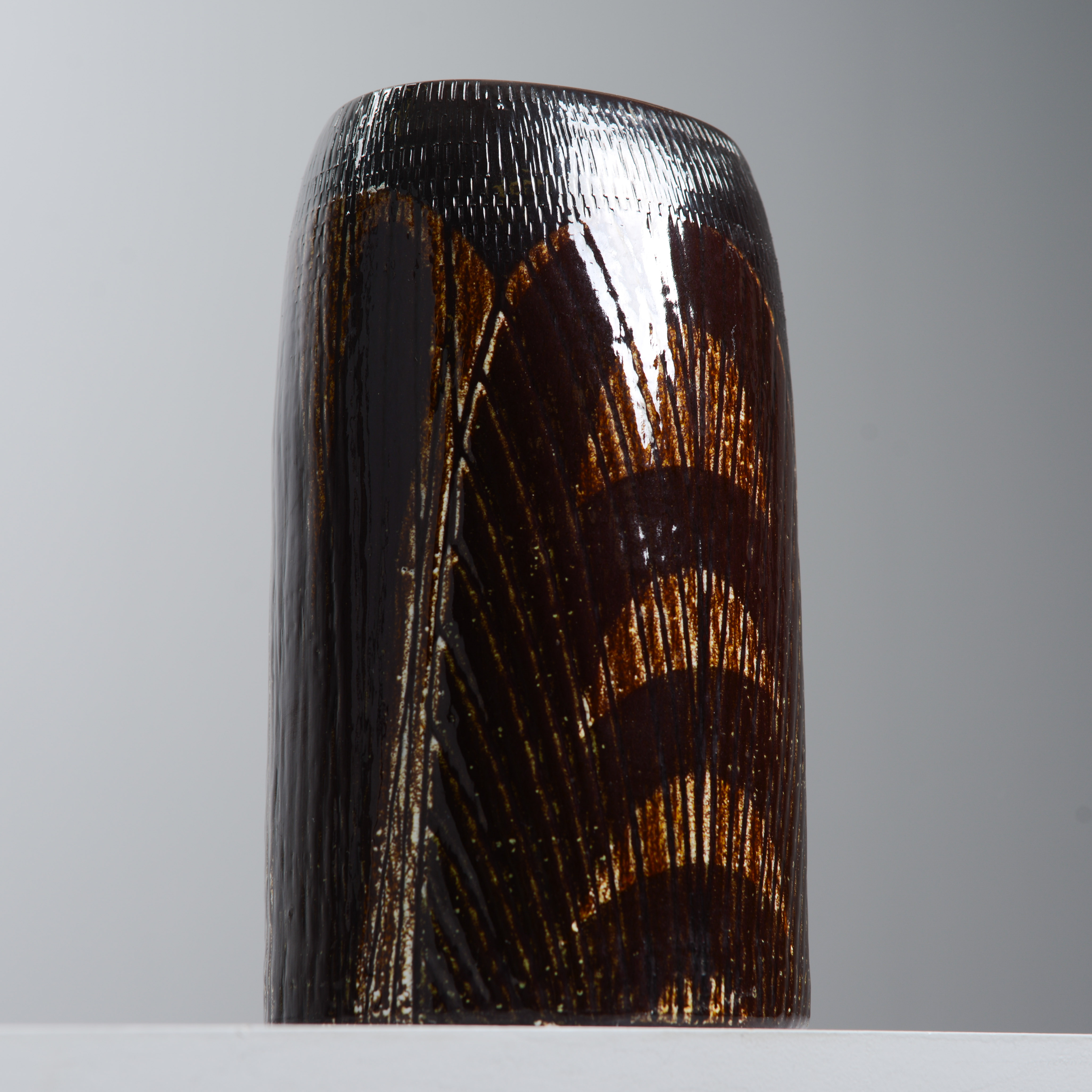 INGRID ATTERBERG. "Sacra", vas, model 2666, Upsala-Ekeby, 1962-64.