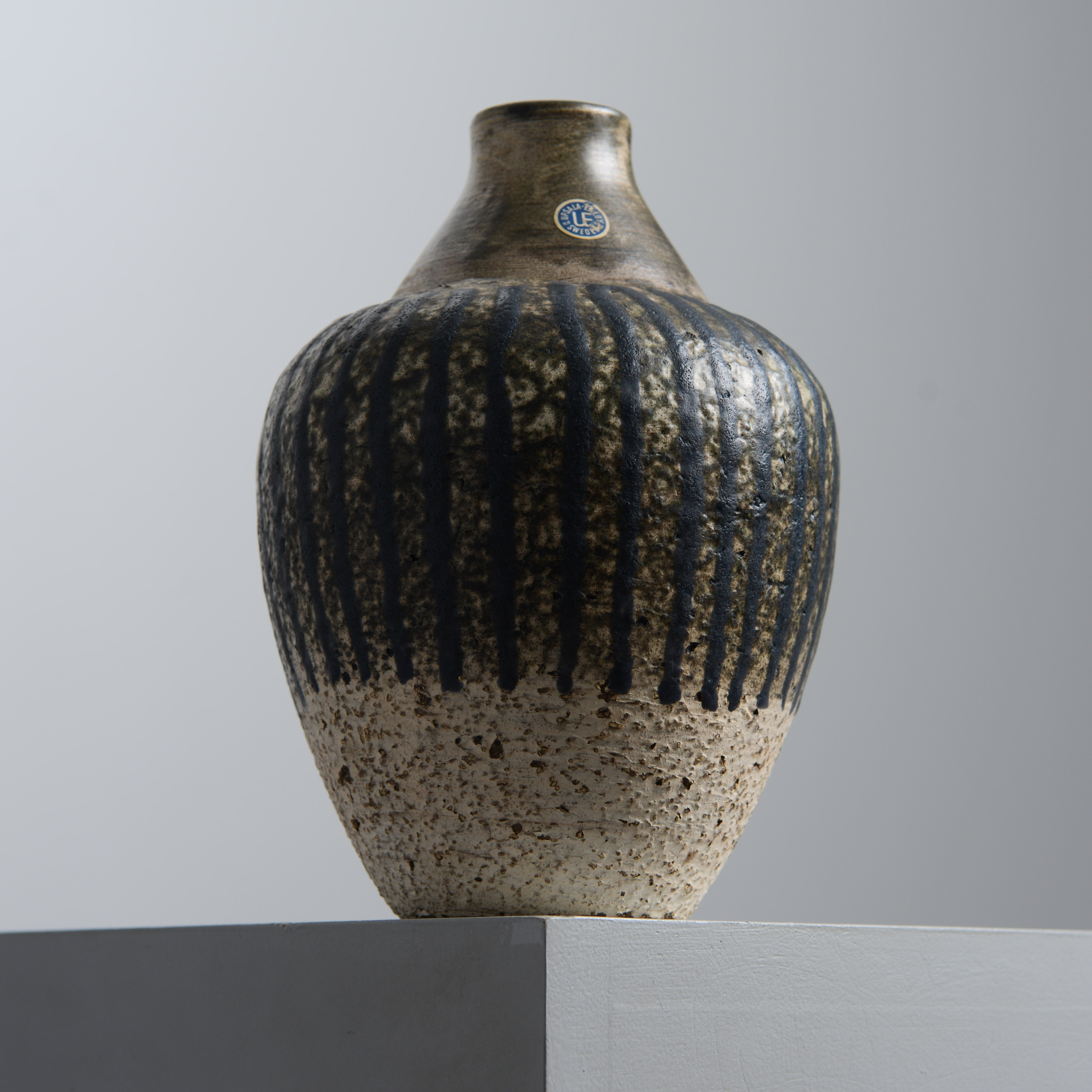 MARI SIMMULSON. "Kalebass", vas, modell 6019, Upsala-Ekeby, 1967.