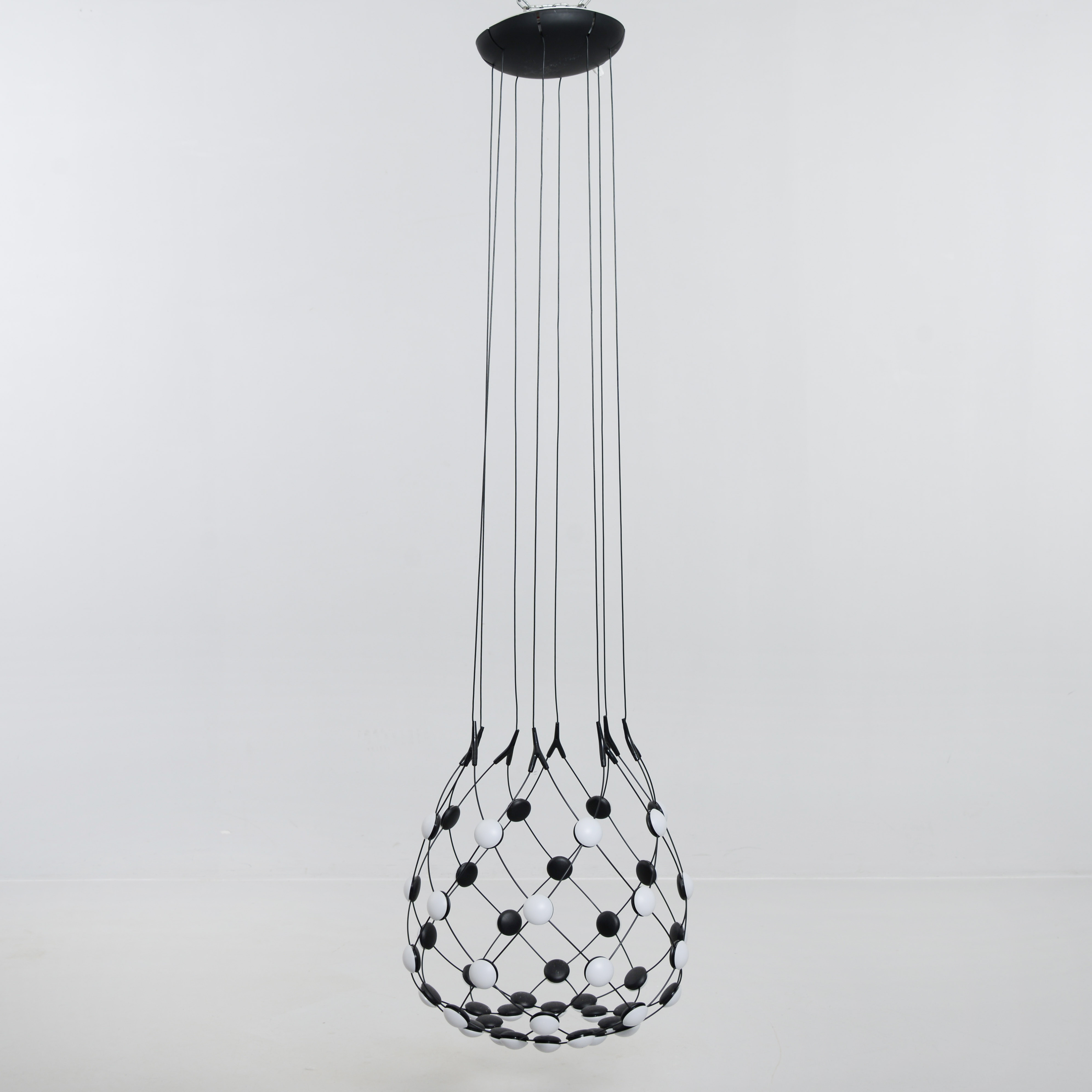 FRANCISCO GOMEZ PAZ. Taklampa, "Mesh" D86, Luceplan, Italien.