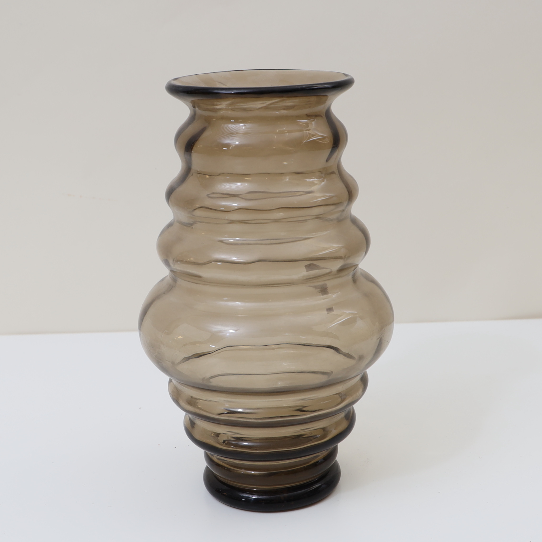 EDWARD HALD. Vas, Sandvik/Orrefors Modellnummer H47, Sodatonat glas.