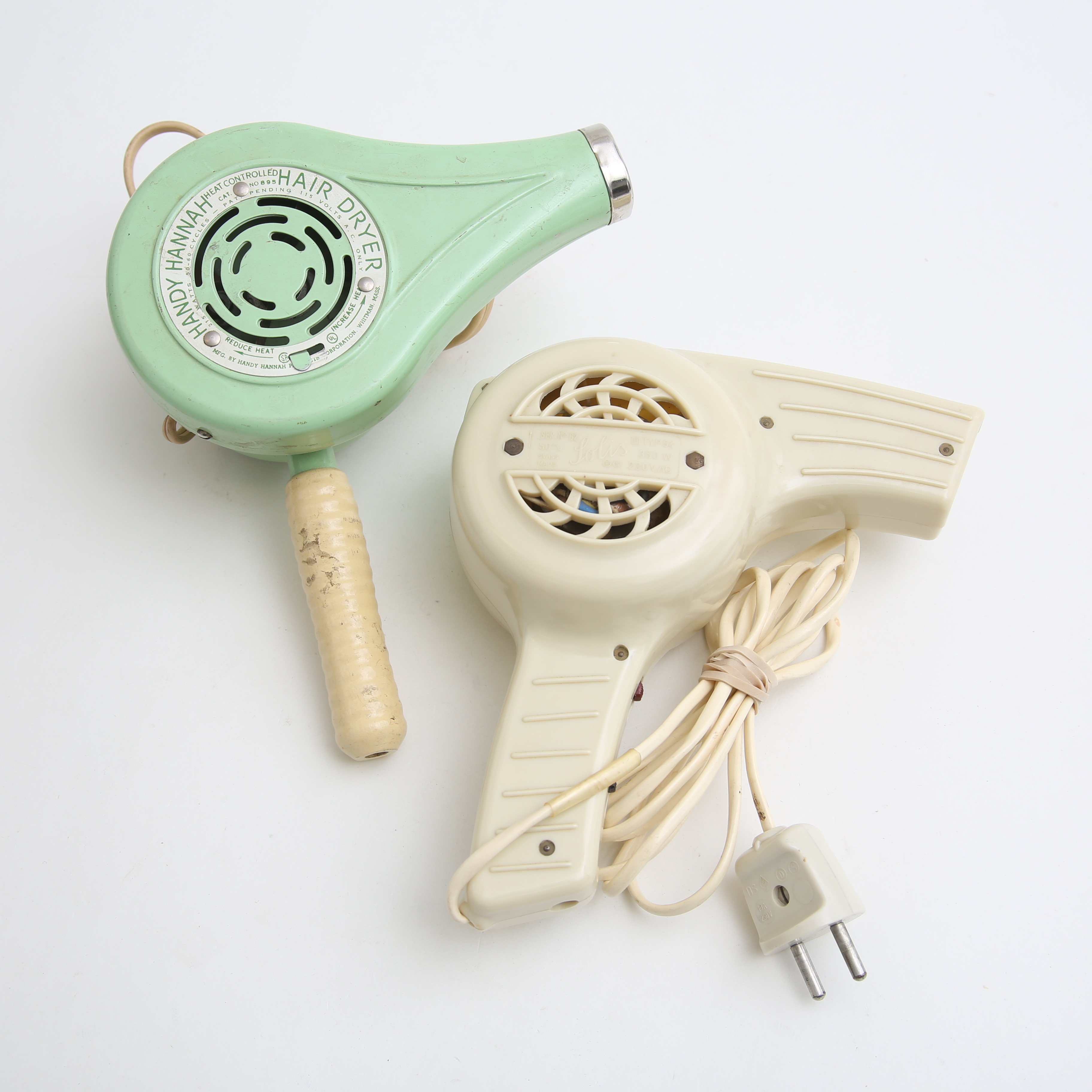 HÅRTORKAR, 2 st, "Solis" samt "Handy Hannah, omkring 1900-talets mitt.